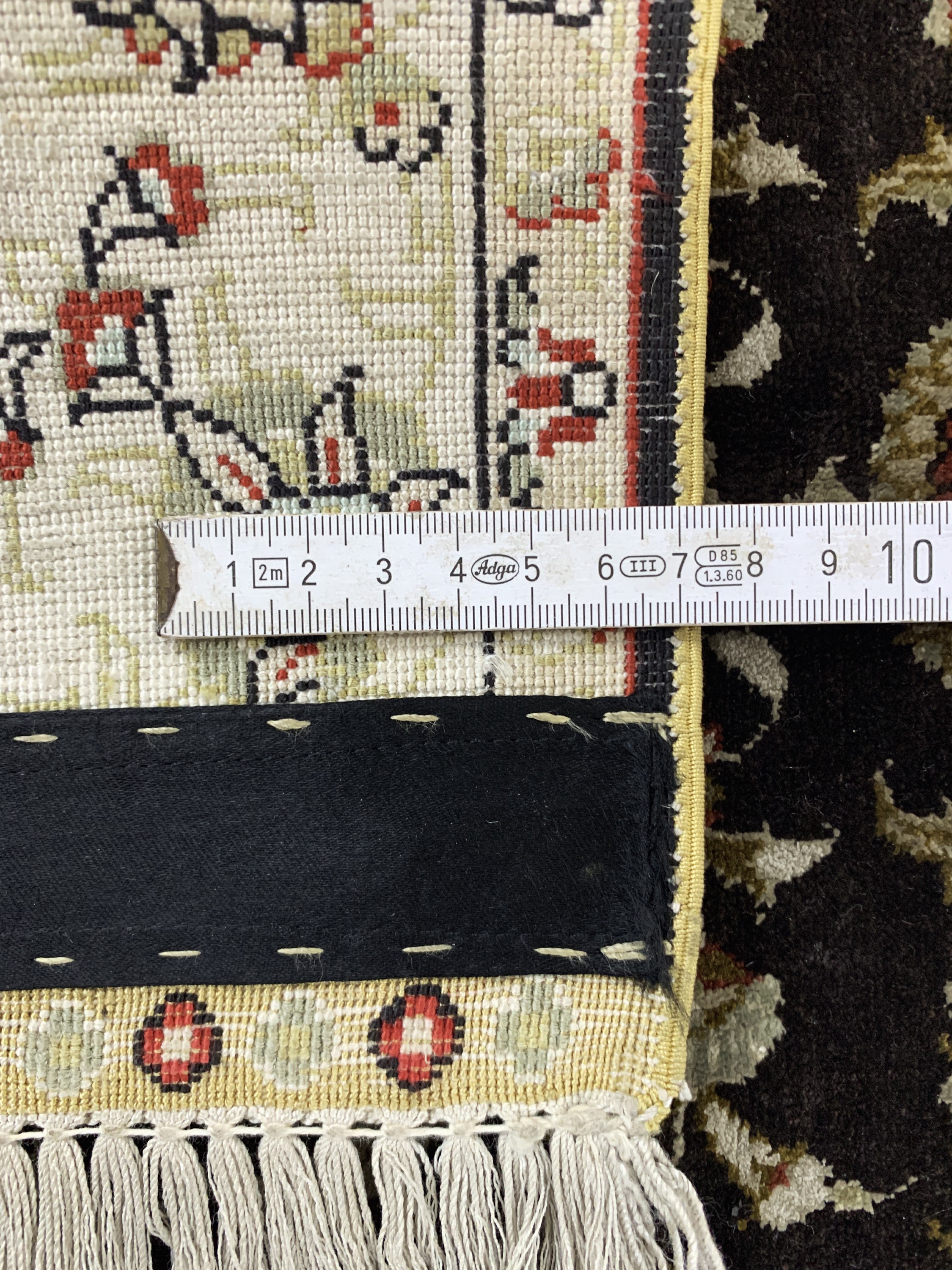Detail c: 2 Lots Hereke Seide, China, Mitte 20.Jhd, reine Naturseide, ca. 95 x 62 cm, EHZ: 2