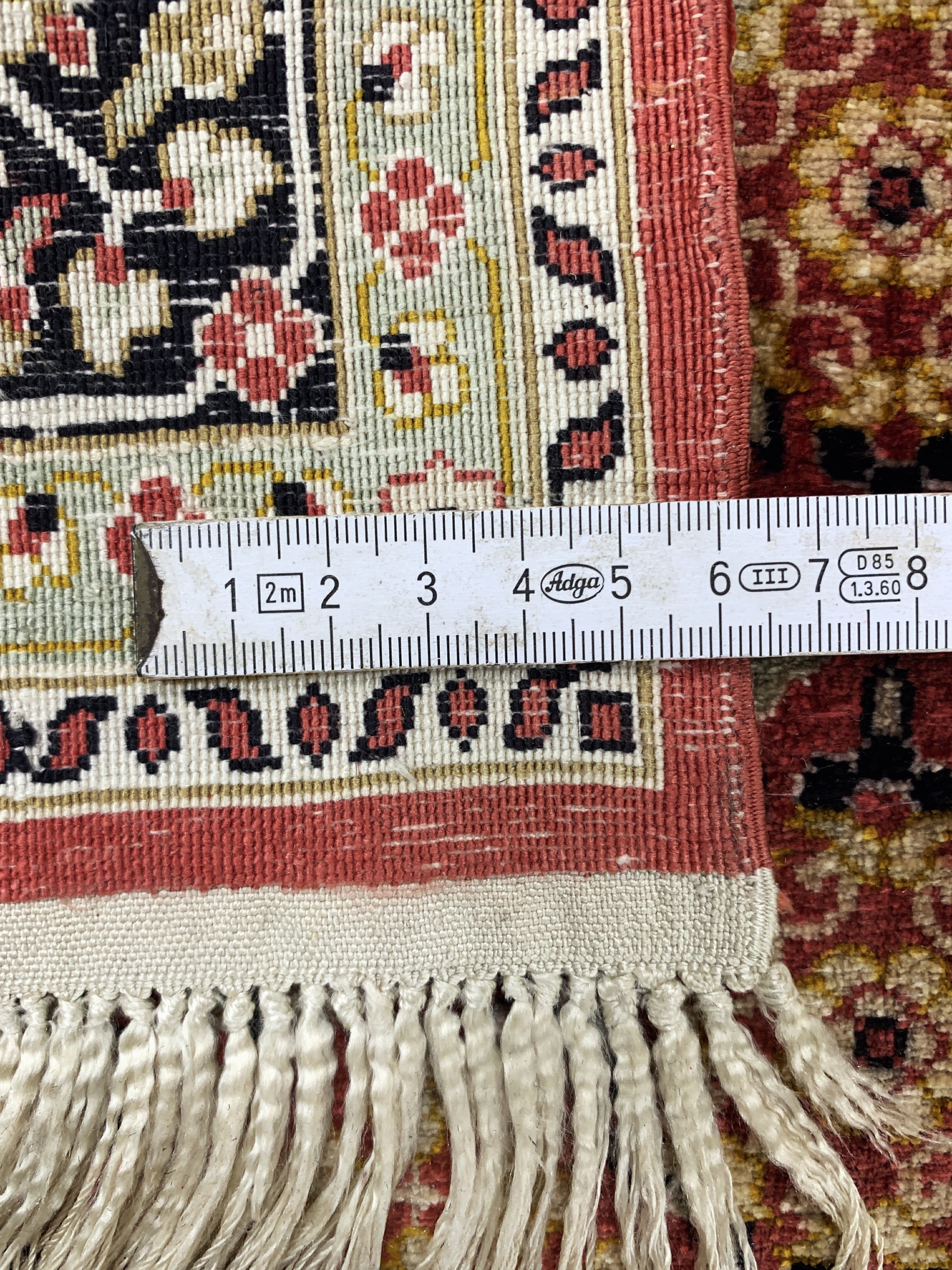 Detail f: 2 Lots Hereke Seide, China, Mitte 20.Jhd, reine Naturseide, ca. 95 x 62 cm, EHZ: 2