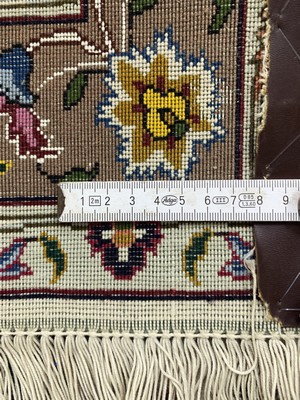 27017001e - Täbriz fein(50 Raj), Persien, Ende 20.Jhd, Korkwolle mit Seide, ca. 204 x 81 cm, ca. ...