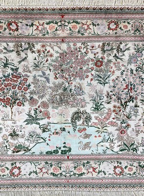 27017020b - Hereke Seide, China, Ende 20.Jhd, reine Naturseide, ca. 100 x 155 cm, ca. 1,0 Mio. ...