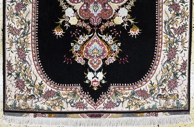 27017055b - Täbriz fein(50 Raj), Persien, Ende 20.Jhd, Korkwolle mit Seide, ca. 155 x 102 cm, ca. ...