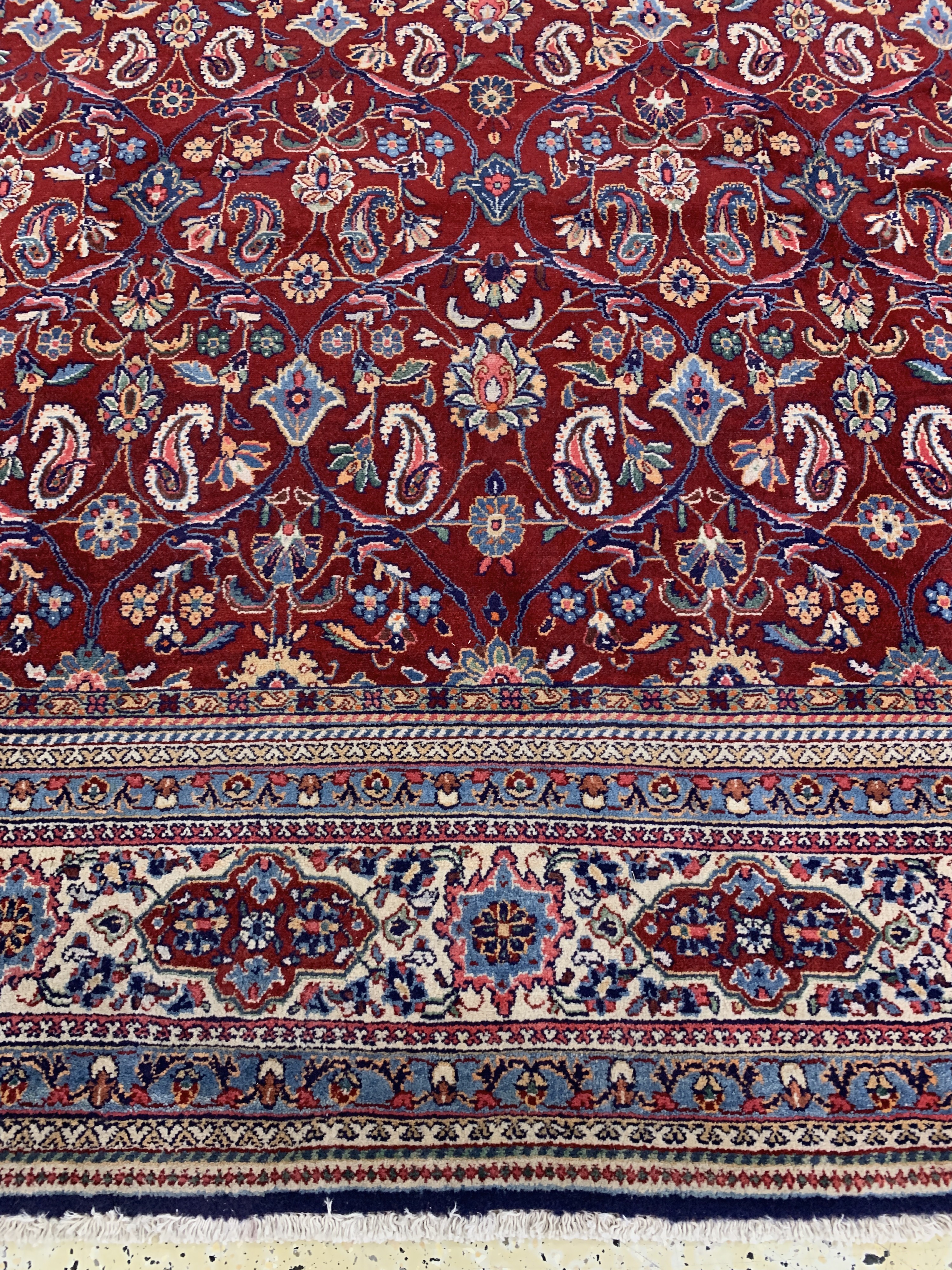 Detail e: Sarogh, Persien, Mitte 20.Jhd, Wolle auf Baumwolle, ca. 330 x 240 cm, EHZ: 2