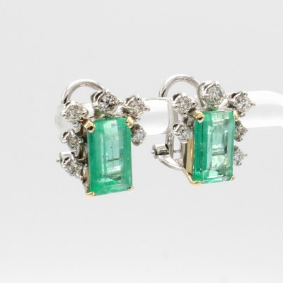 27017343a - Paar Ohrstecker mit Smaragden und Brillanten, WG 585/000, 2 achteck. Smaragde zus. ca. ...
