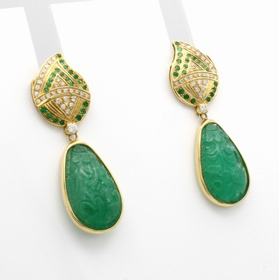 27017351a - Paar Ohrclips mit Smaragden und Brillanten, GG 750/000, 2 tropfenförm. Elemente bes. m. ...