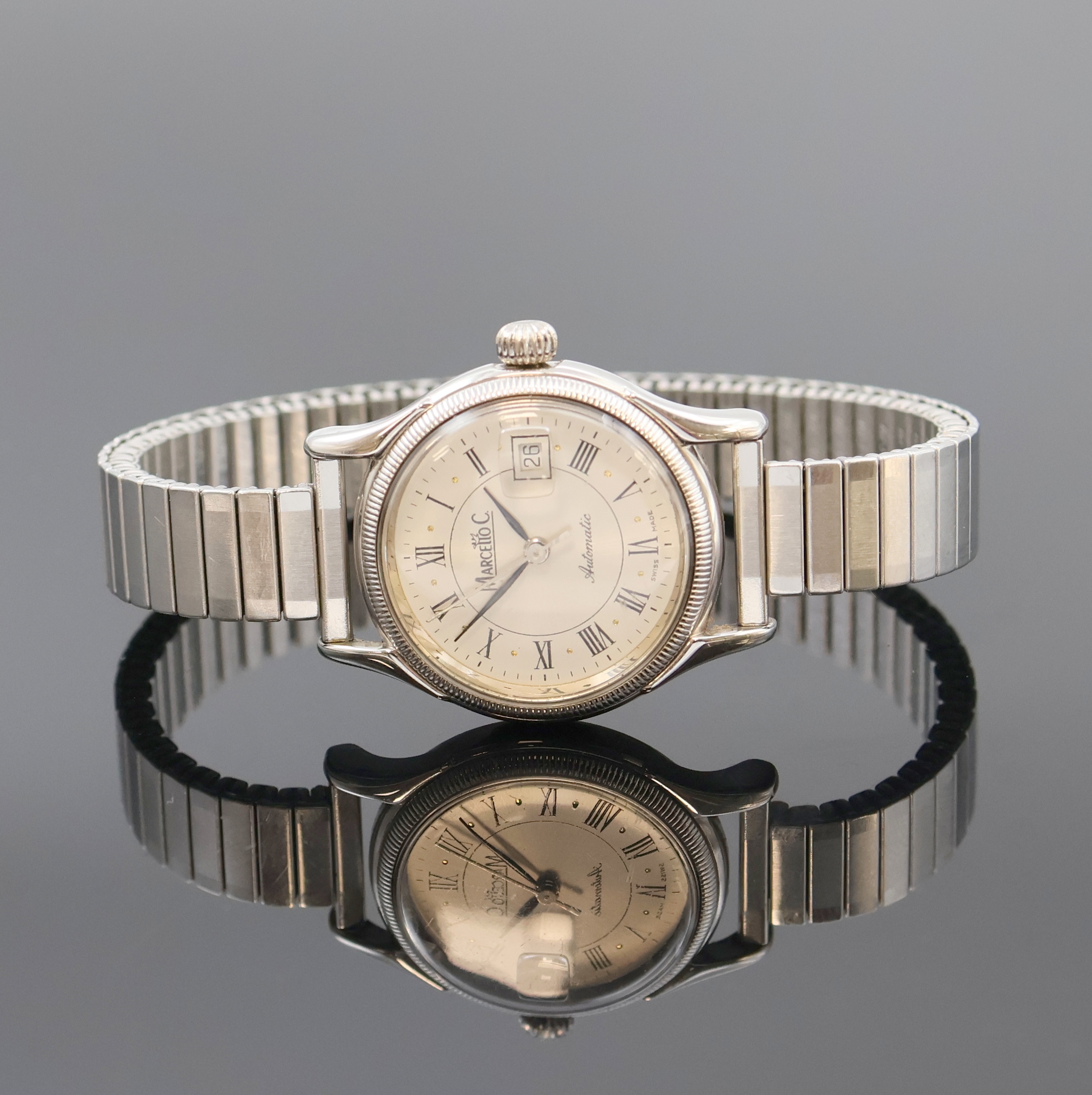 Detail c: MARCELLO C Armbanduhr in Stahl, Schweiz um 2000, Automatik, beids. vergl. Geh., Boden verschr., neutr. Flexband, silb. Zifferbl. m. röm. Zahlen, ...