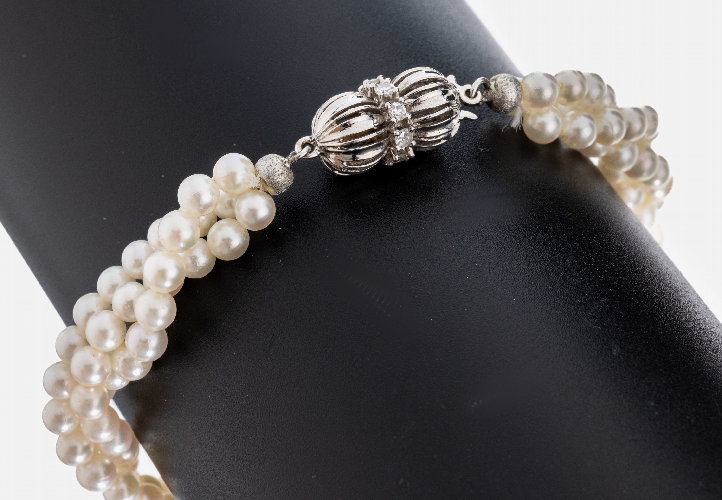 Image 27017986 - Zuchtperl-Armband mit 14 kt Gold Brillant- Schließe, WG 585/000, 3-rhg. weiße ...