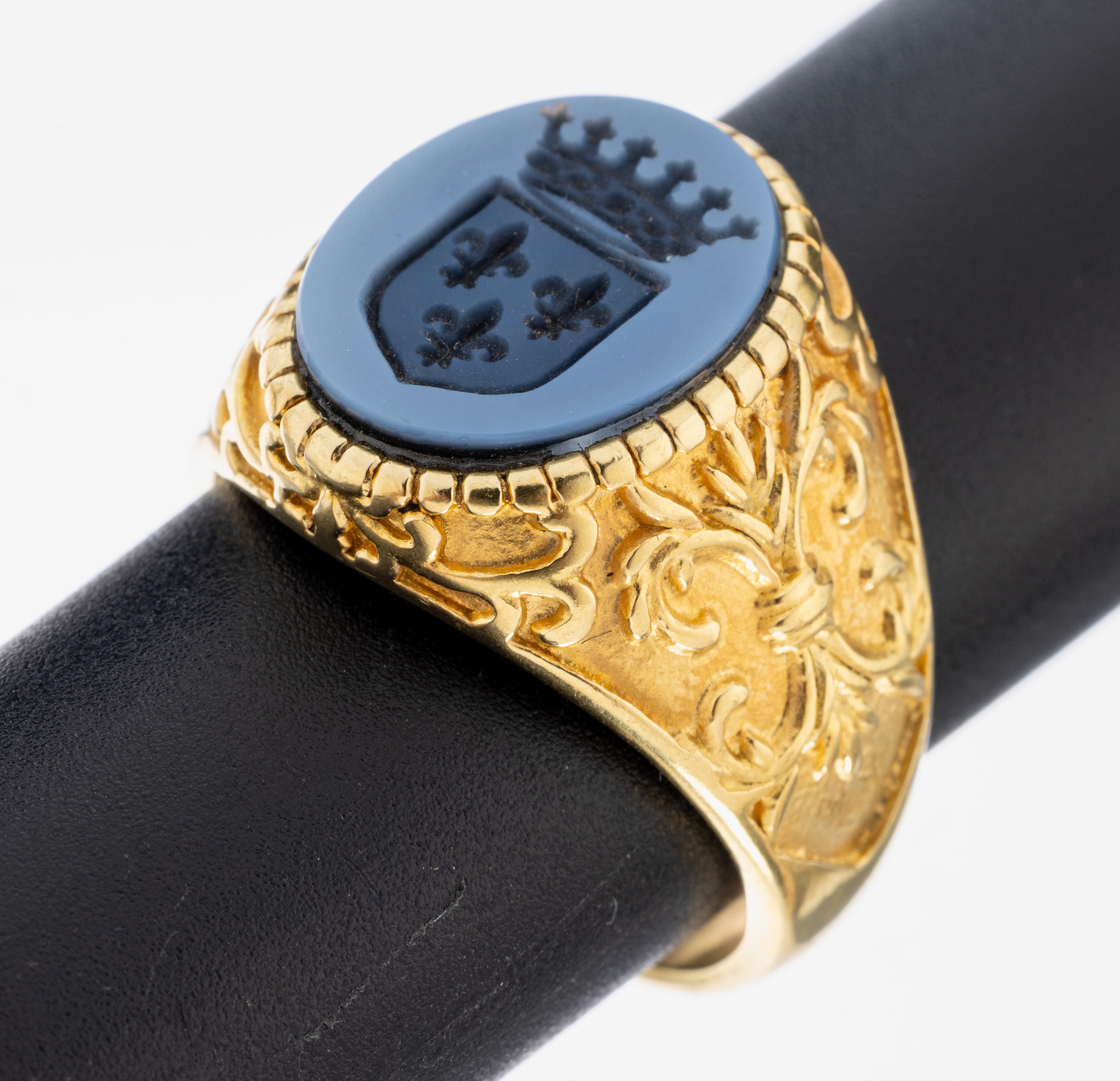 Image 27018007 - Lagenachat-Siegelring, 925er Silber vergoldet, Lagenachat Platte mit Intaglio, ...