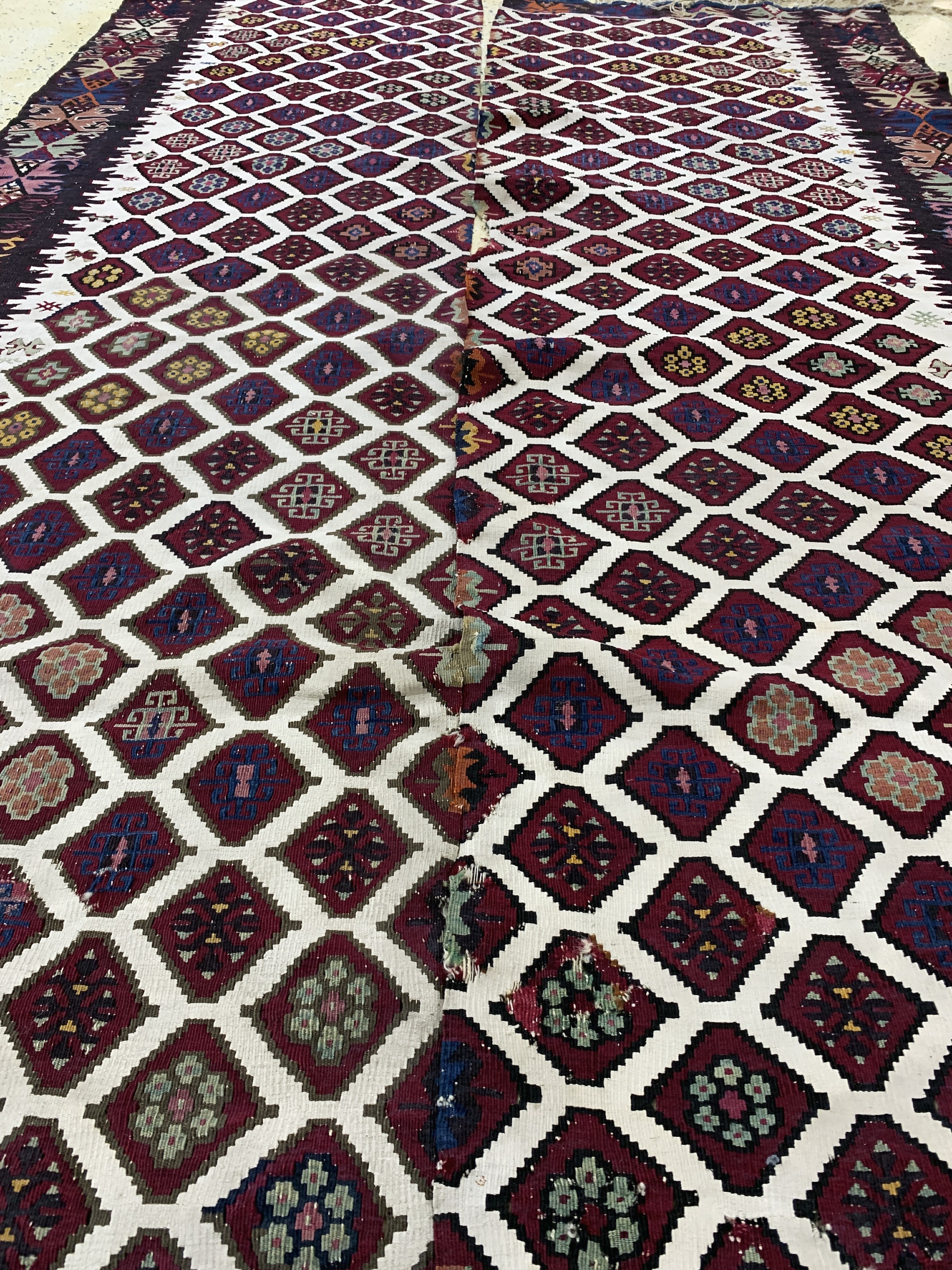 Detail f: "Reyhanli"Kelim antik(2 Bahnig), Türkei, 19.Jhd, Wolle auf Wolle, ca. 353 x 139 cm, EHZ: 3