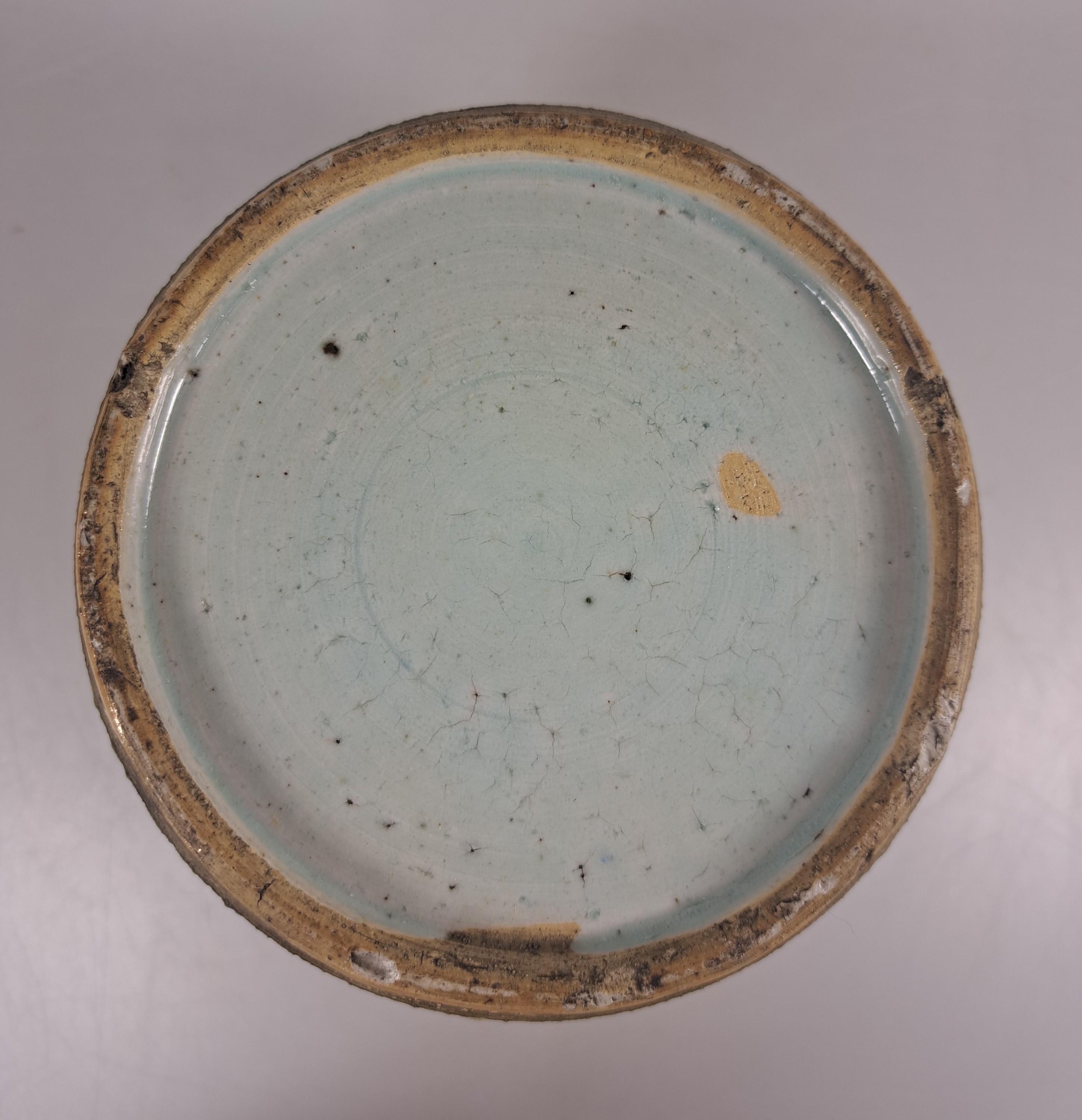 Detail n: Paar Ingwertöpfe, China, um 1880, blaue Bemalung, umlaufende Landschaften, ohne Deckel, H. ca. 15 cm