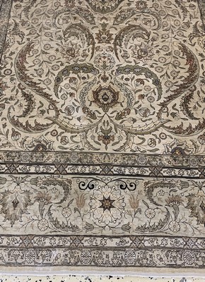 27018048c - Hereke Seide fein Türkei, signiert Metallbroschiert, Anfang 20.Jhd, reine Naturseide, ...