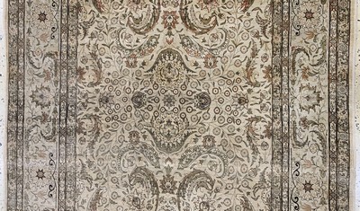 27018048g - Hereke Seide fein Türkei, signiert Metallbroschiert, Anfang 20.Jhd, reine Naturseide, ...