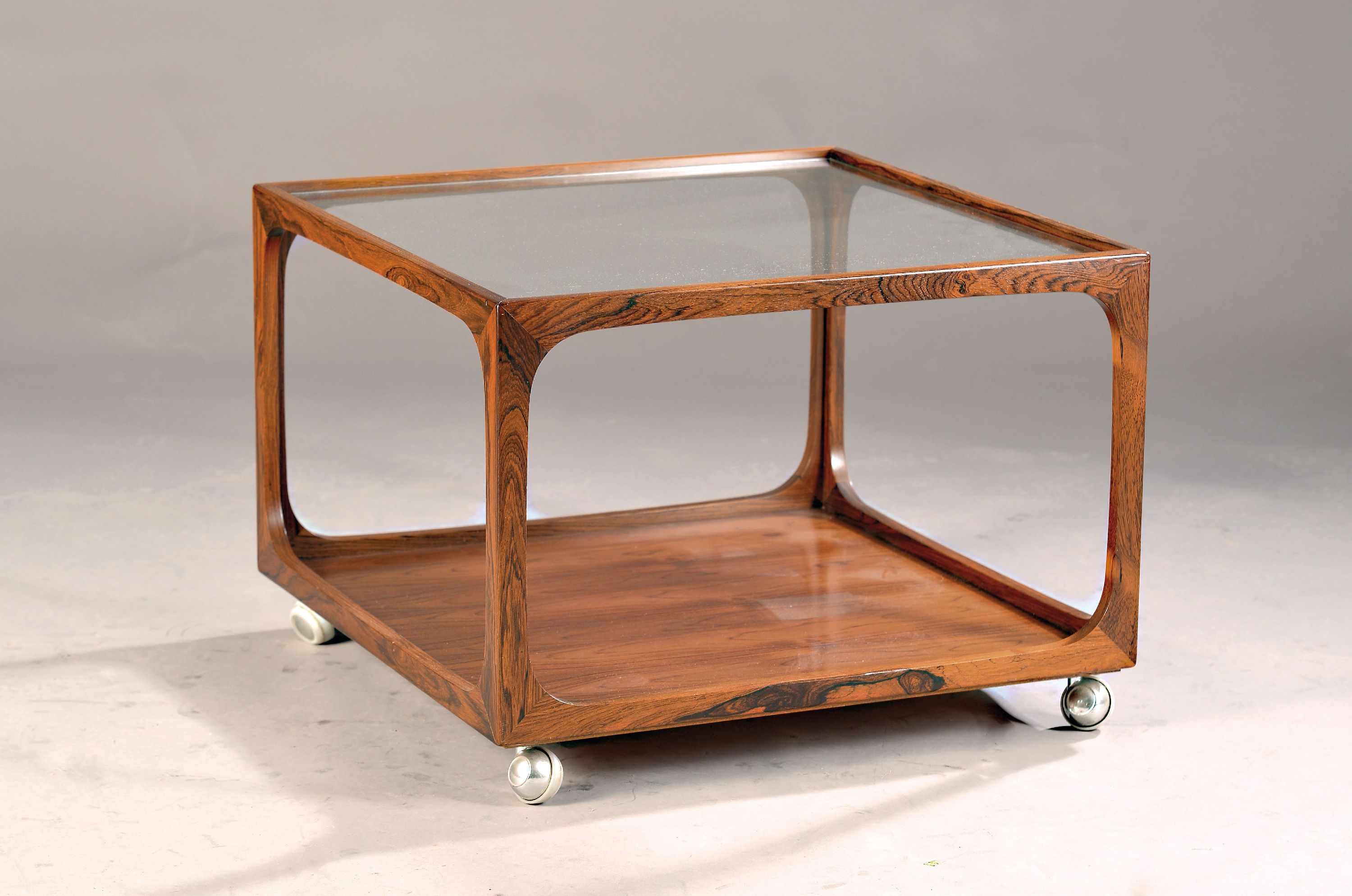 Image 27018896 - Beistelltisch/Rolltisch, Wilhelm Renz, 1960/70er Jahre, Palisander massiv, vier Rollen, ...