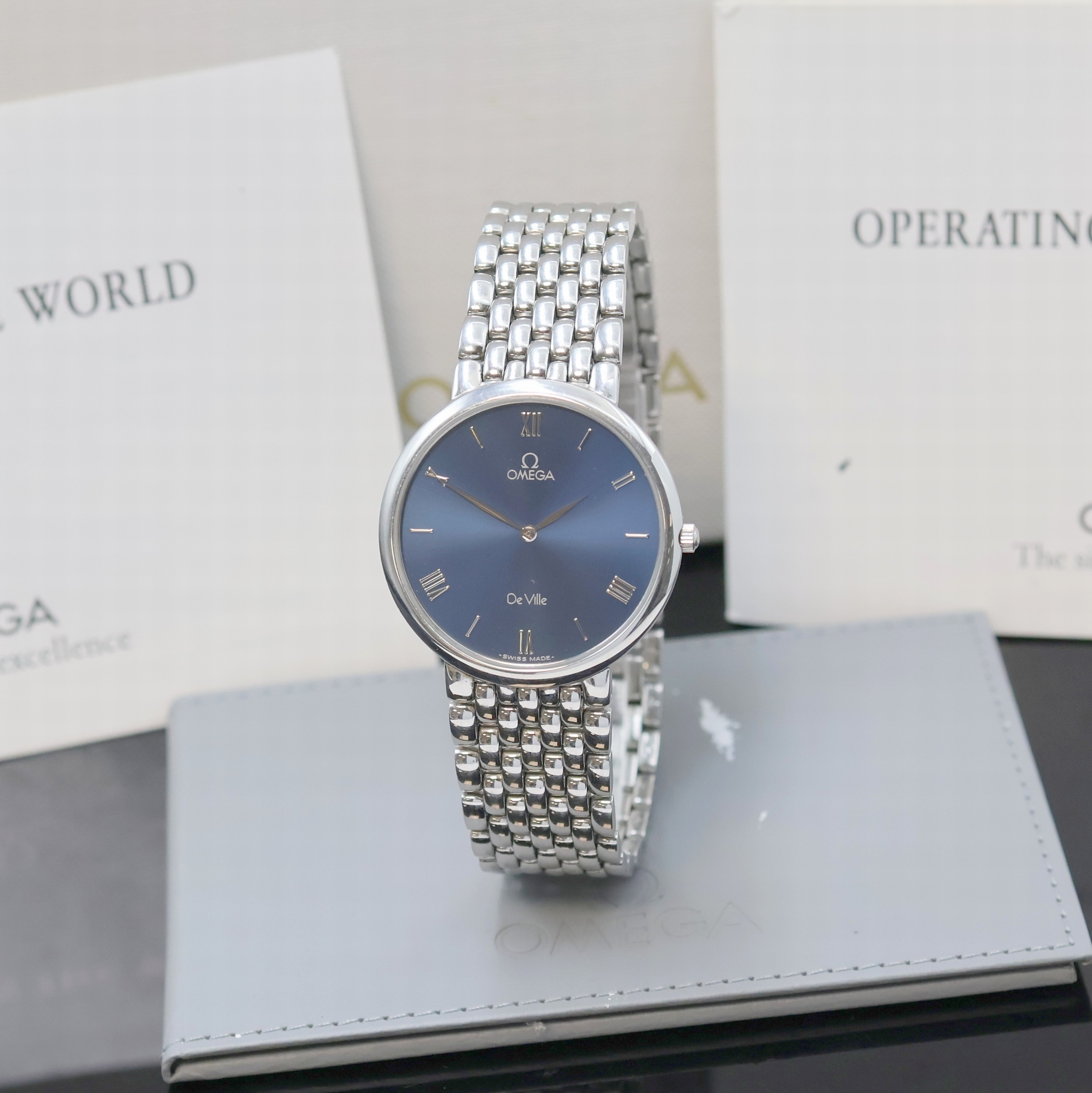 Image 27018906 - OMEGA De Ville flache Armbanduhr in Edelstahl, Schweiz um 1990, quarz, 2-teil. Geh. ...