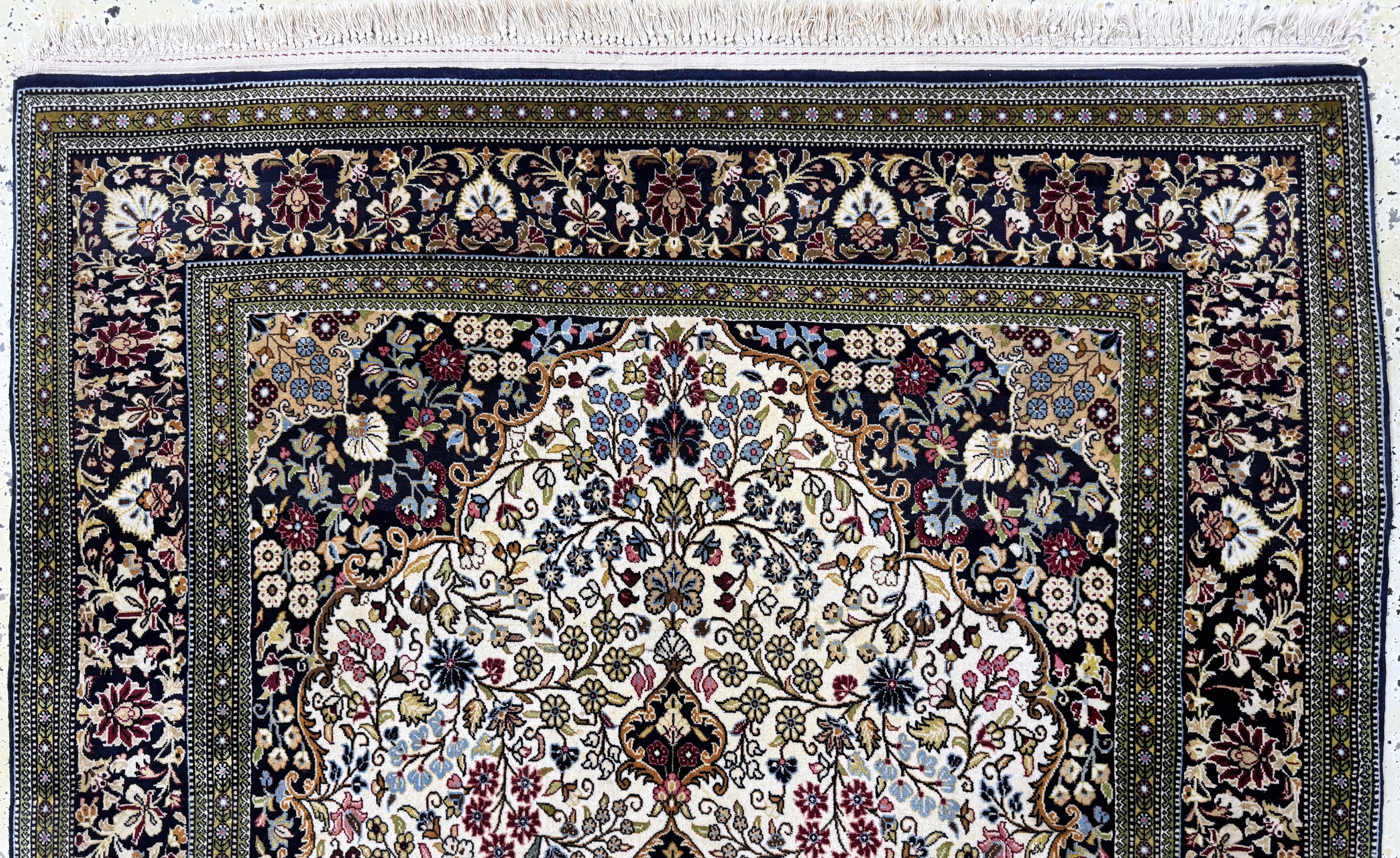 Detail a: Ghom Kork, Persien, Mitte 20.Jhd, Korkwolleauf Baumwolle, ca. 212 x 142 cm, EHZ: 2