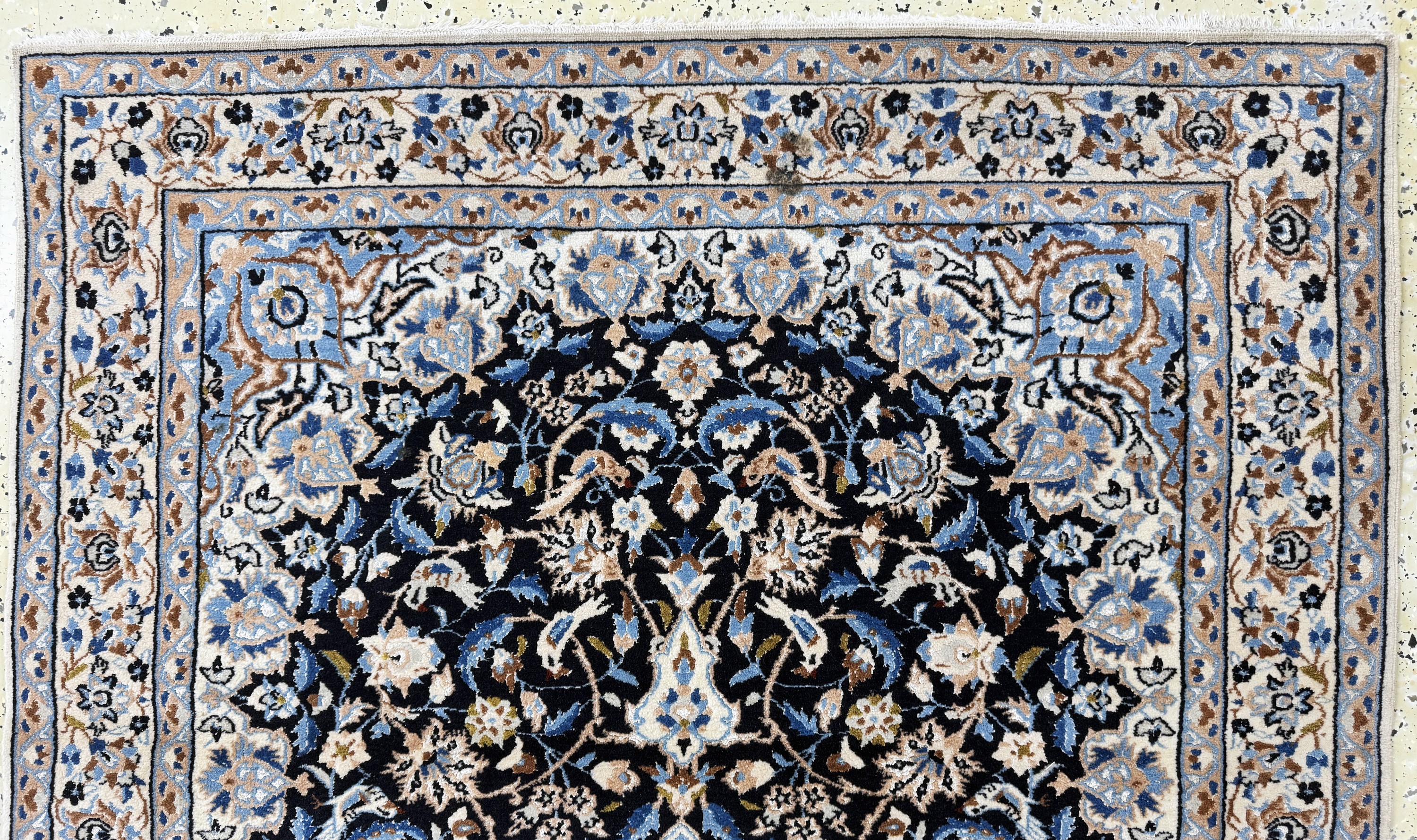 Detail a: Nain fein(9 La), Persien, Mitte 20.Jhd, Korkwolle mit Seide, ca. 200 x 127 cm, ca. 450.000 Kn/qm, EHZ: 2
