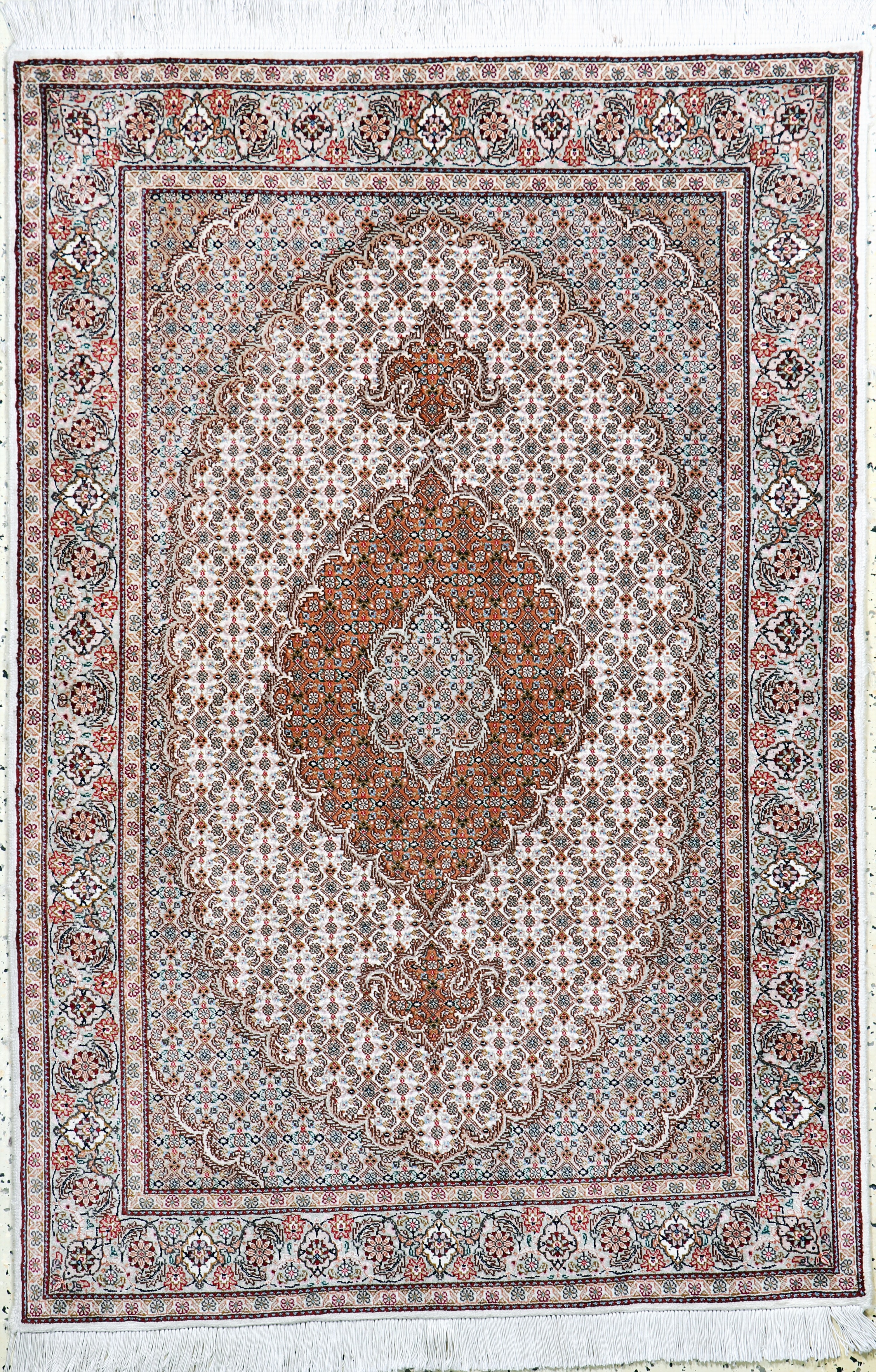 Image 27019054 - Täbriz fein(50 Raj), Persien, Ende 20.Jhd, Korkwolle mit Seide, ca. 150 x 102 cm, ca. ...