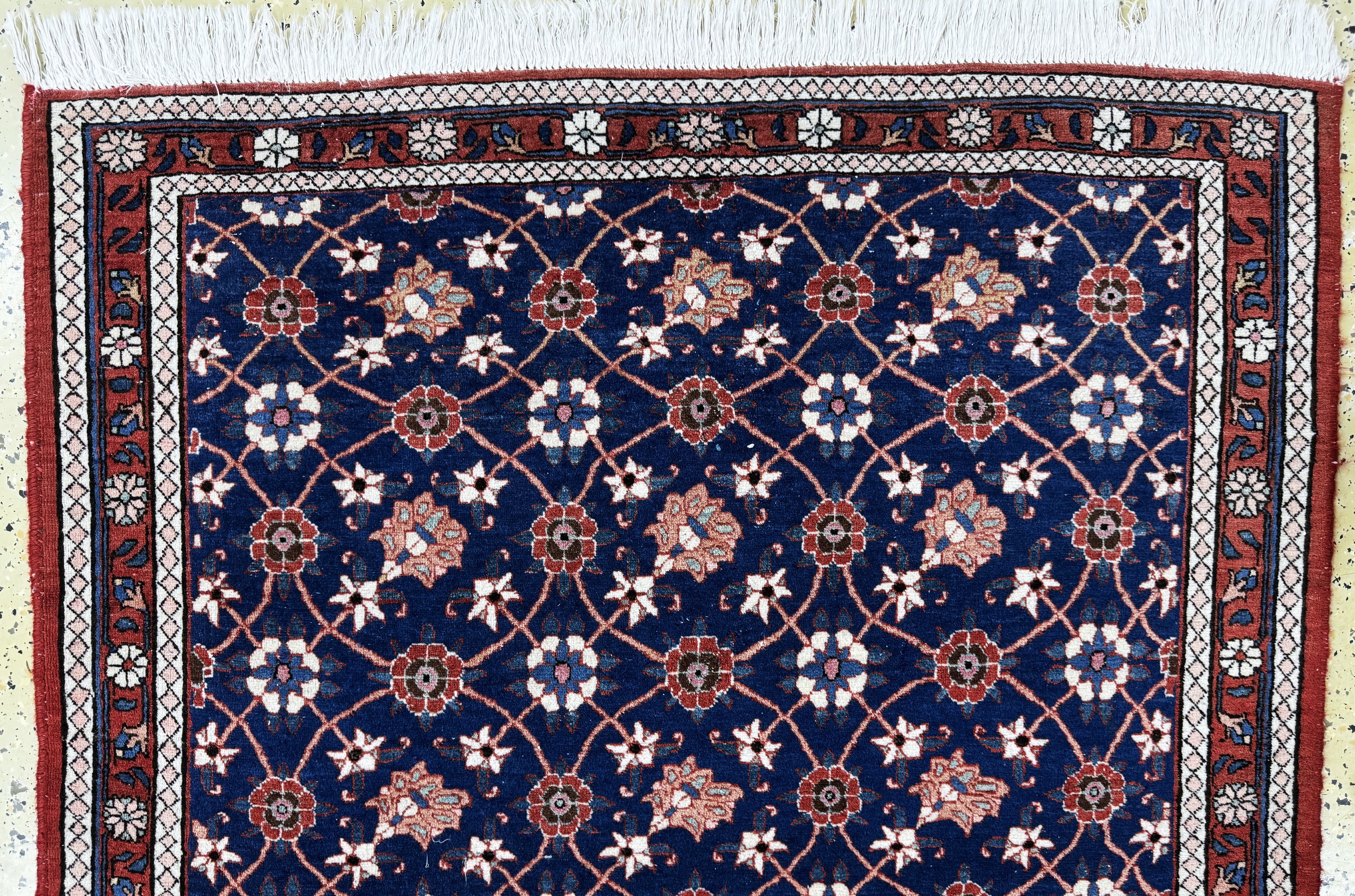 Detail a: Weramin, Persien, Mitte 20.Jhd, Wolle auf Baumwolle, ca. 145 x 110 cm, EHZ: 2-3