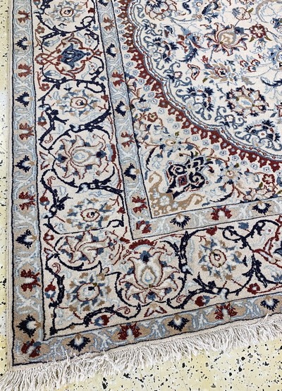 27019001f - Nain, Persien, Mitte 20.Jhd, Wolle auf Baumwolle, ca. 313 x 208 cm, ...