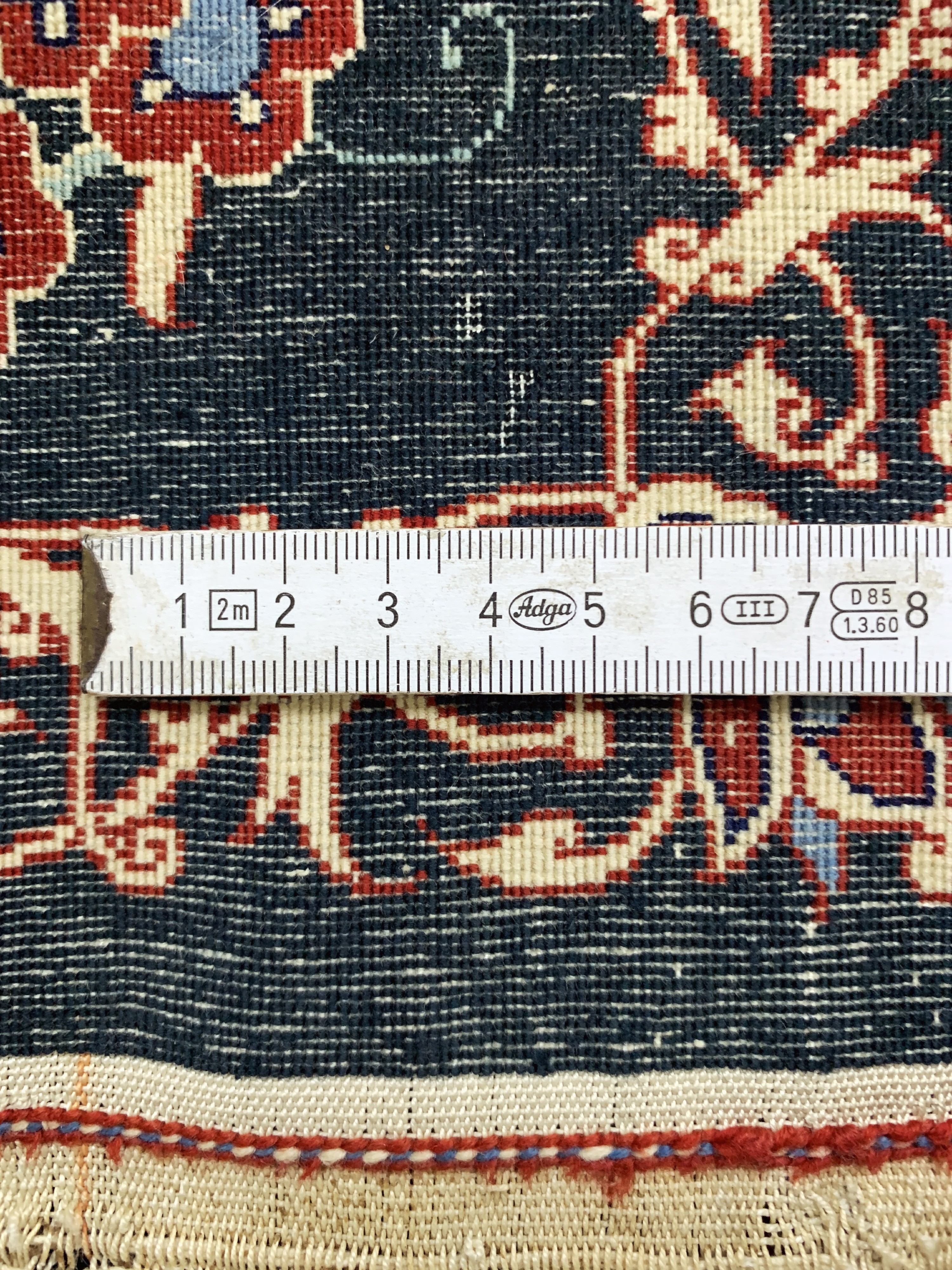 Detail f: Esfahan fein, Persien, Ende 20.Jhd., Korkwolle auf Seide, ca. 156 x 105 cm, EHZ: 1-2