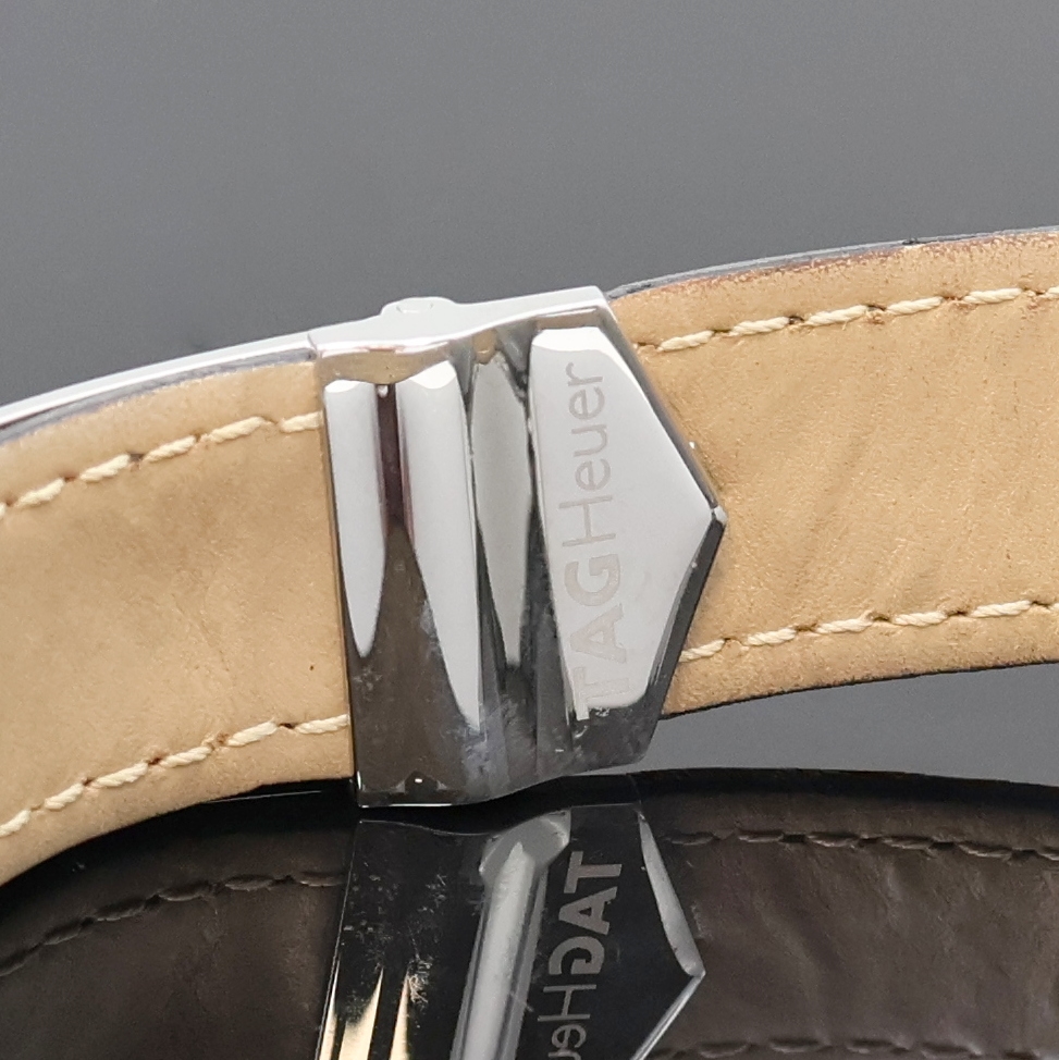 Detail e: TAG HEUER auf 3500 Stück limitierter Armbandchronograph Sondermodell SLR Referenz CAG2110, Automatik, Schweiz um 2006, Edelstahlgeh. inkl. orig. ...