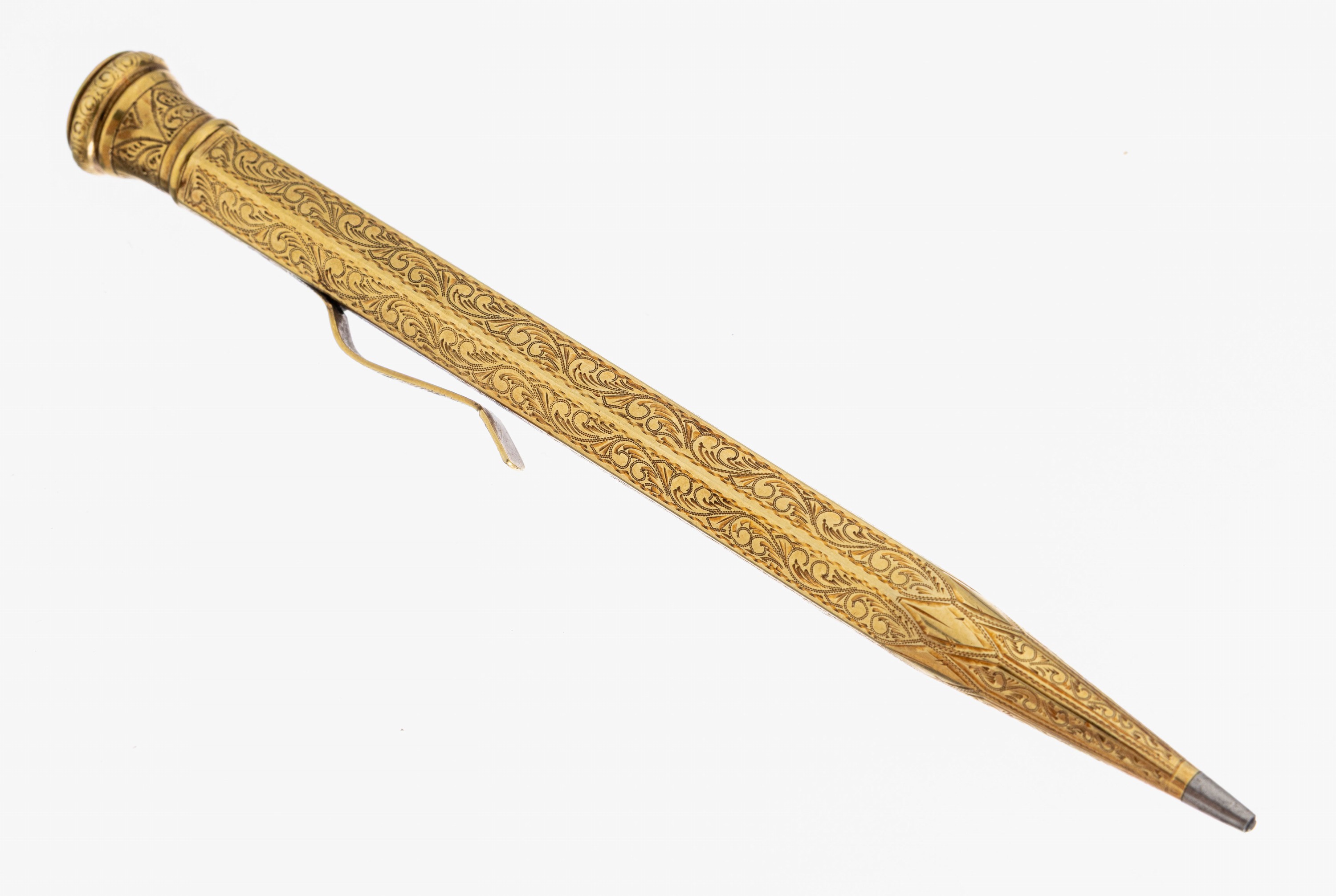 14 kt Gold Drehbleistift, um 1900, GG 585/000, Oberfläche fein grav. und guill., Minenhalterung Metall verg., ca. 18.9 g