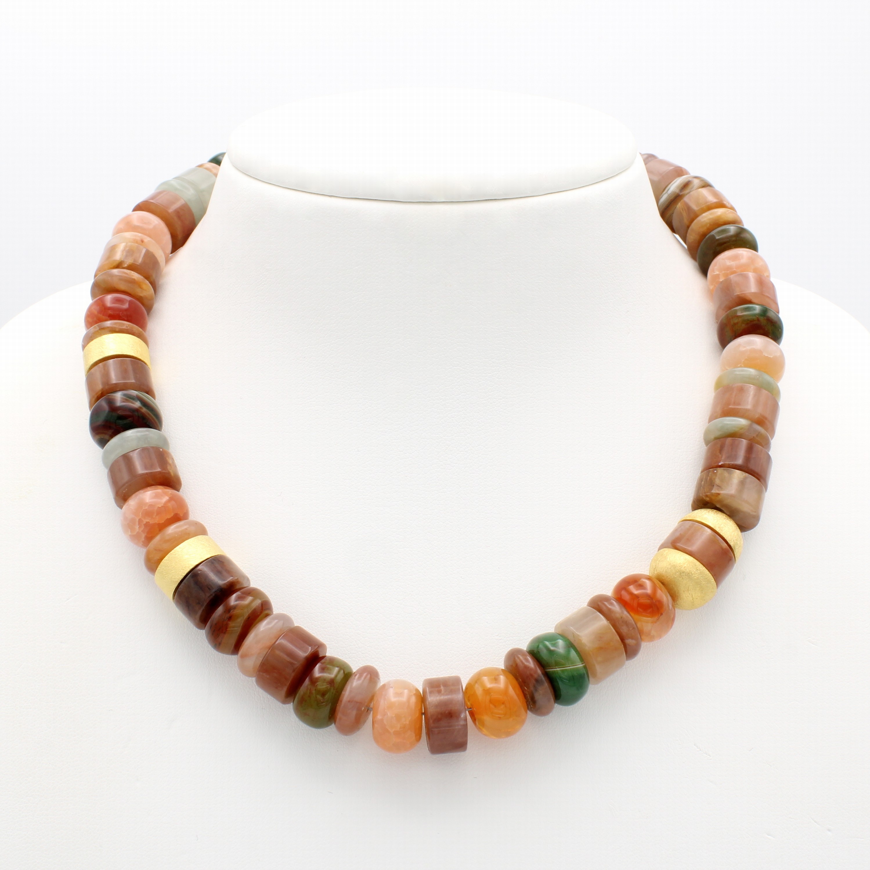 Image 27019525 - Collier aus Eudialyten, Schließe Silber ver-goldet, Eudialyte als Walzen und Linsen ...