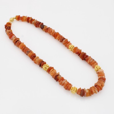 27019526b - Collier aus Karneolen, Magnetschließe und Zwischenteile Silber verg., ungeschliffene ...