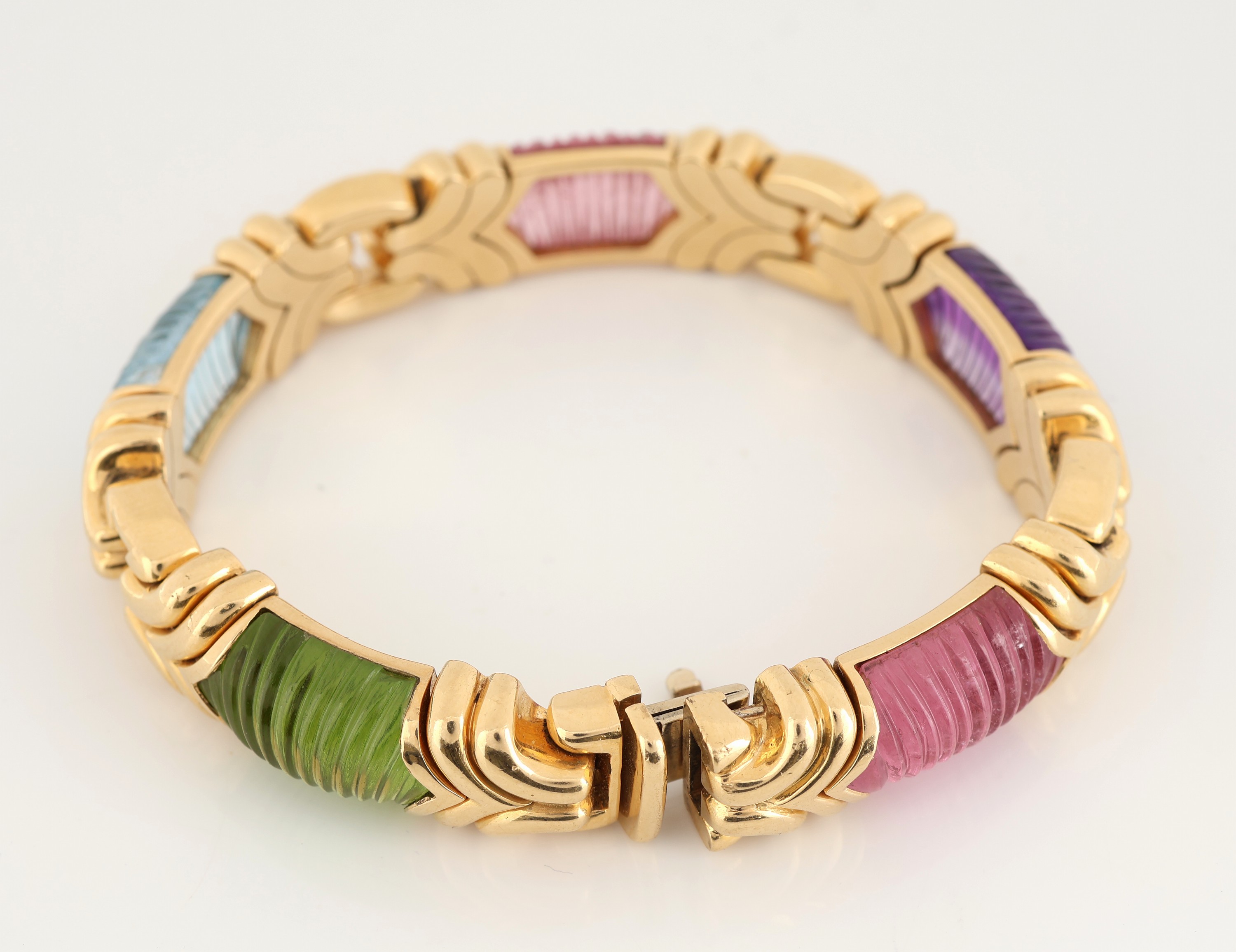 Detail b: 18 kt Gold BULGARI Farbstein-Armband, GG 750/000, Mittelteil bes. mit facett. Amethyst,Blautopas (beh.), Verdelith und Rosenquarz, schöne ...