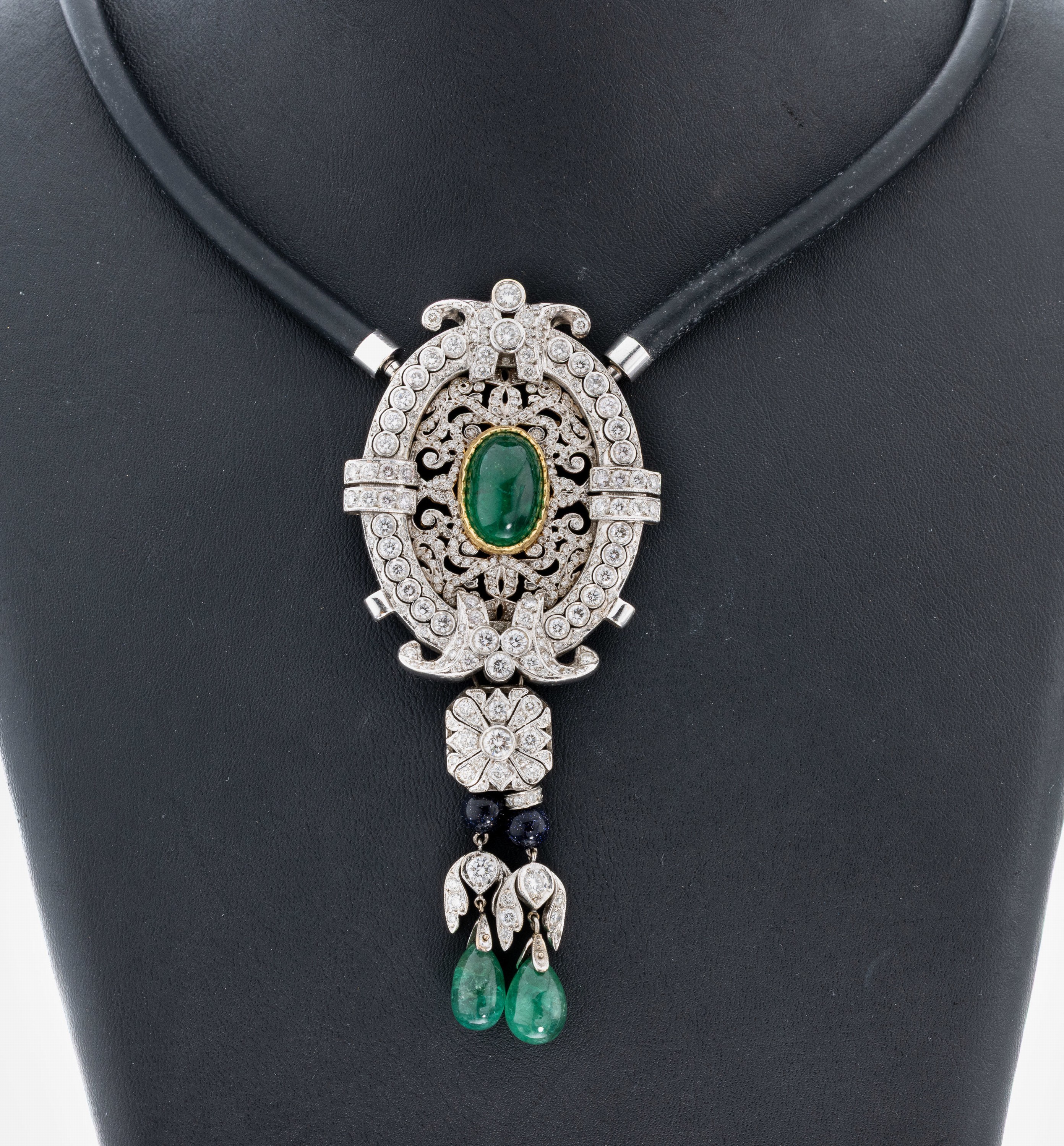Image 27019831 - Prunkvoller 14 kt Gold Smaragd-Brillant- Anhänger, WG/GG 585/000 gepr., ovaler ...