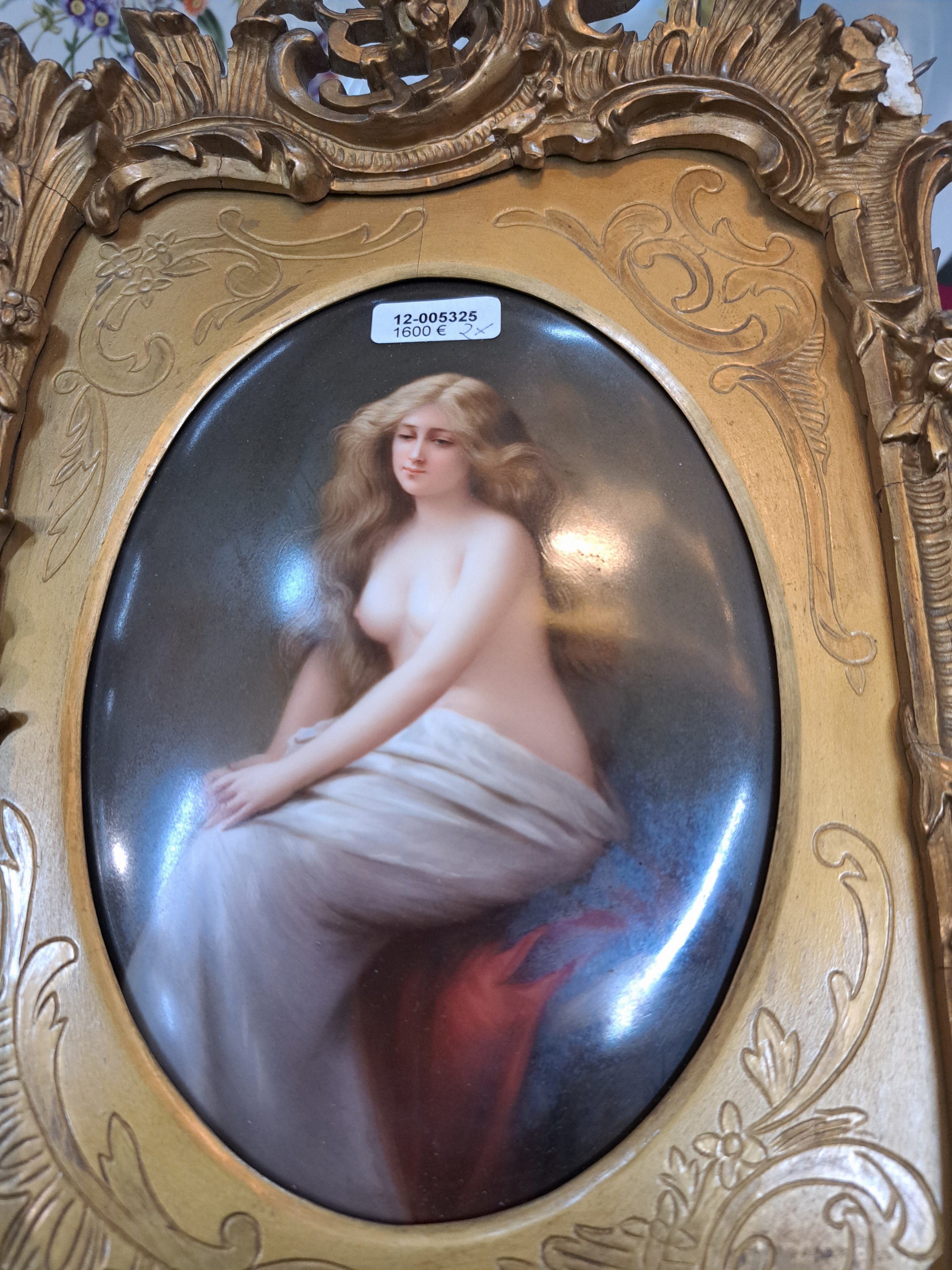 Detail b: Paar Bildplatten, KPM Berlin, signiert Wagner , um 1900, sitzender Akt und Frauenporträt, oval, beide mit feiner Handmalerei, beide signiert, Rahmen ...