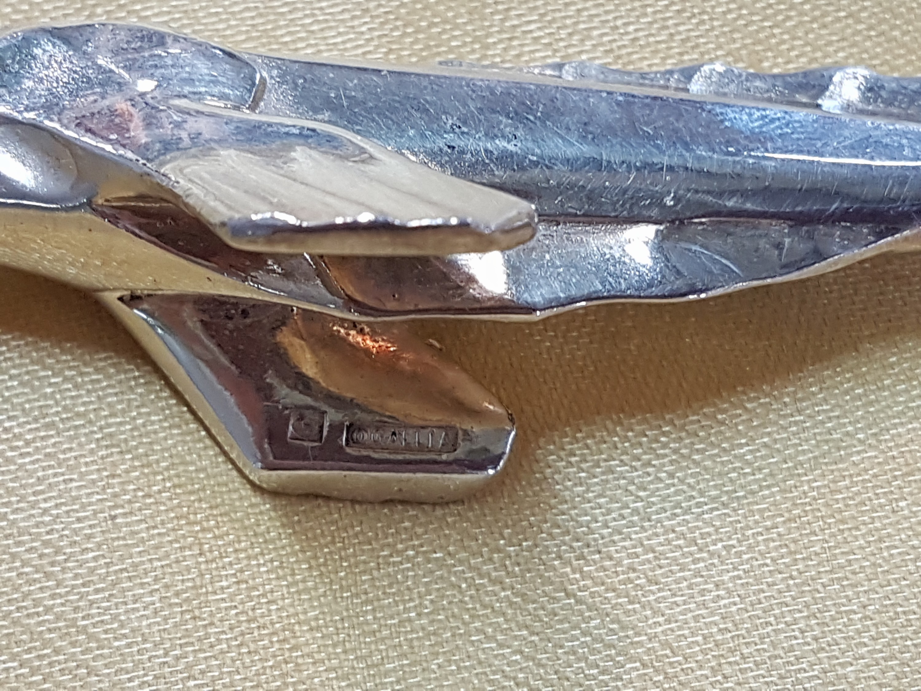 Detail h: 12 Messerbänkchen, Gallia, 20er Jahre, Metall versilbert, versch. Tiere, Art Deco, im orig. Etui, ca. 9-10 cm, l. Gebr.spuren