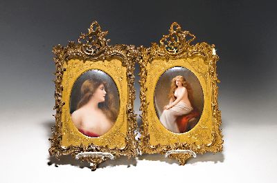 Image couple of picture platters, KPM Berlin, signed Wagner, around 1900, sitting nude and ...