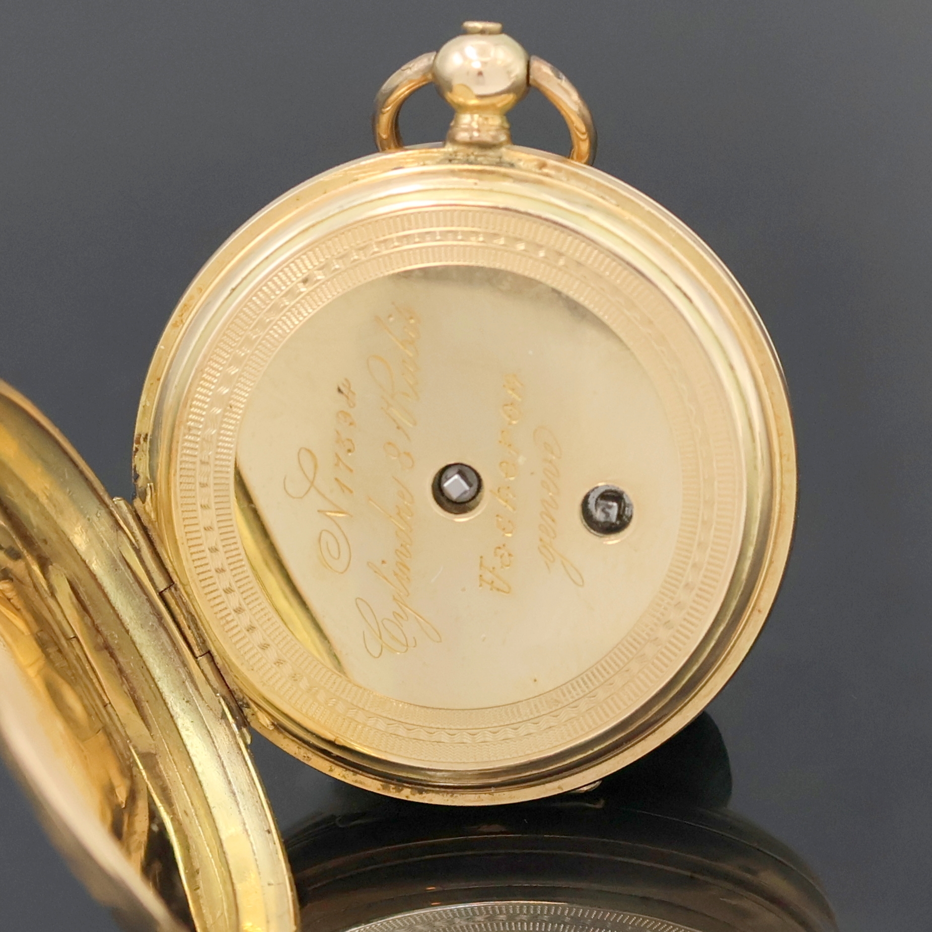 Detail d: VACHERON Geneve kleine Savonette Taschenuhr in RG 585/000, Schweiz um 1890, 3 Deckel- Goldgeh., Schlüsselaufzug, Sprung- u. Rückdeckel floral ...
