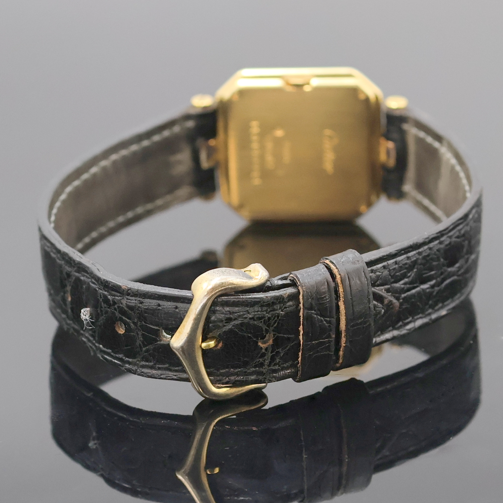 Detail d: CARTIER Paris Armbanduhr Ceinture Trinity in GG/RG/WG 750/000 Referenz 81054, quarz, Frankreich um 1980, massives tricolor Goldgeh. inkl. Lederband ...