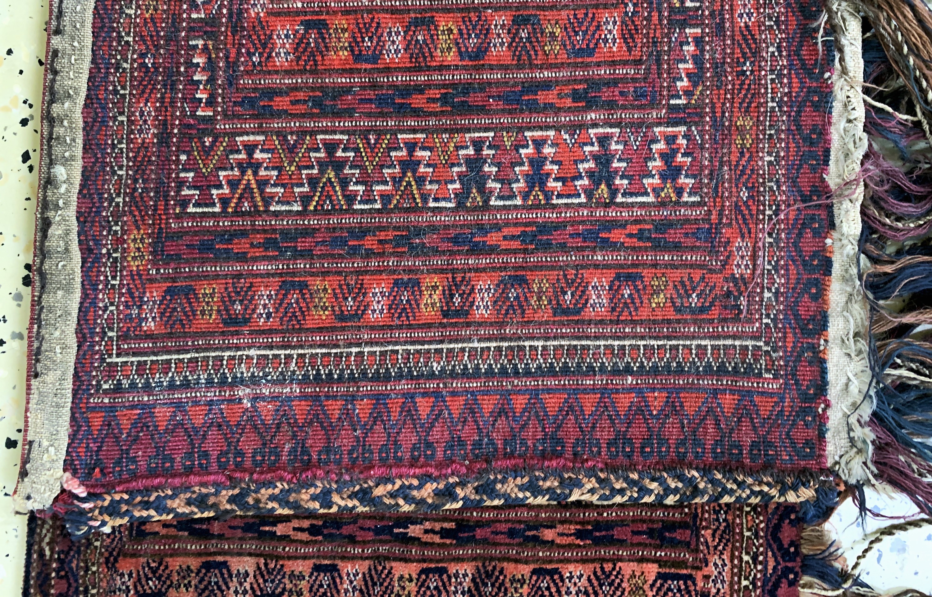 Detail c: Tekke Torba, Turkmenistan, um 1900, Wolle auf Wolle, ca. 126 x 39 cm, EHZ: 2