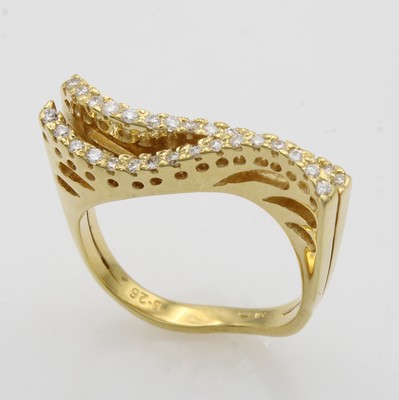 27019943b - Ring mit Brillanten, GG 750/000, Brill. in 2 Reihen gef. zus. ca. 0.26 ct feines ...