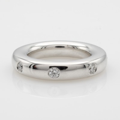 Image Ring mit Brillanten, WG 750/000, 8 Brill. zus. ca. 0.64 ct feines Weiß/vs rundum bes., ...