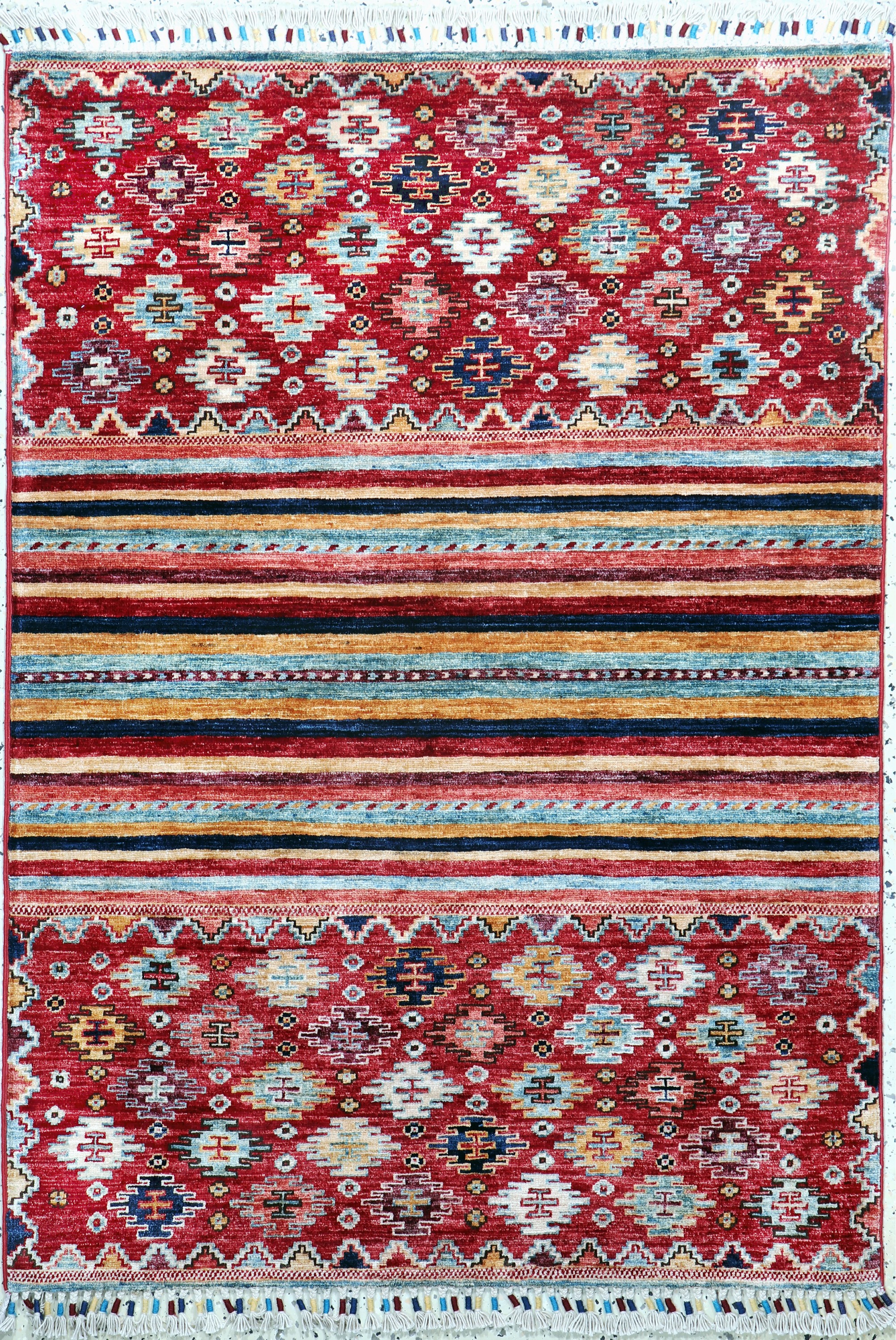 Image 27020004 - Sigler fein, Neu, Wolle auf Baumwolle, ca. 145 x 102 cm Schätzpreis: 1100, - EUR