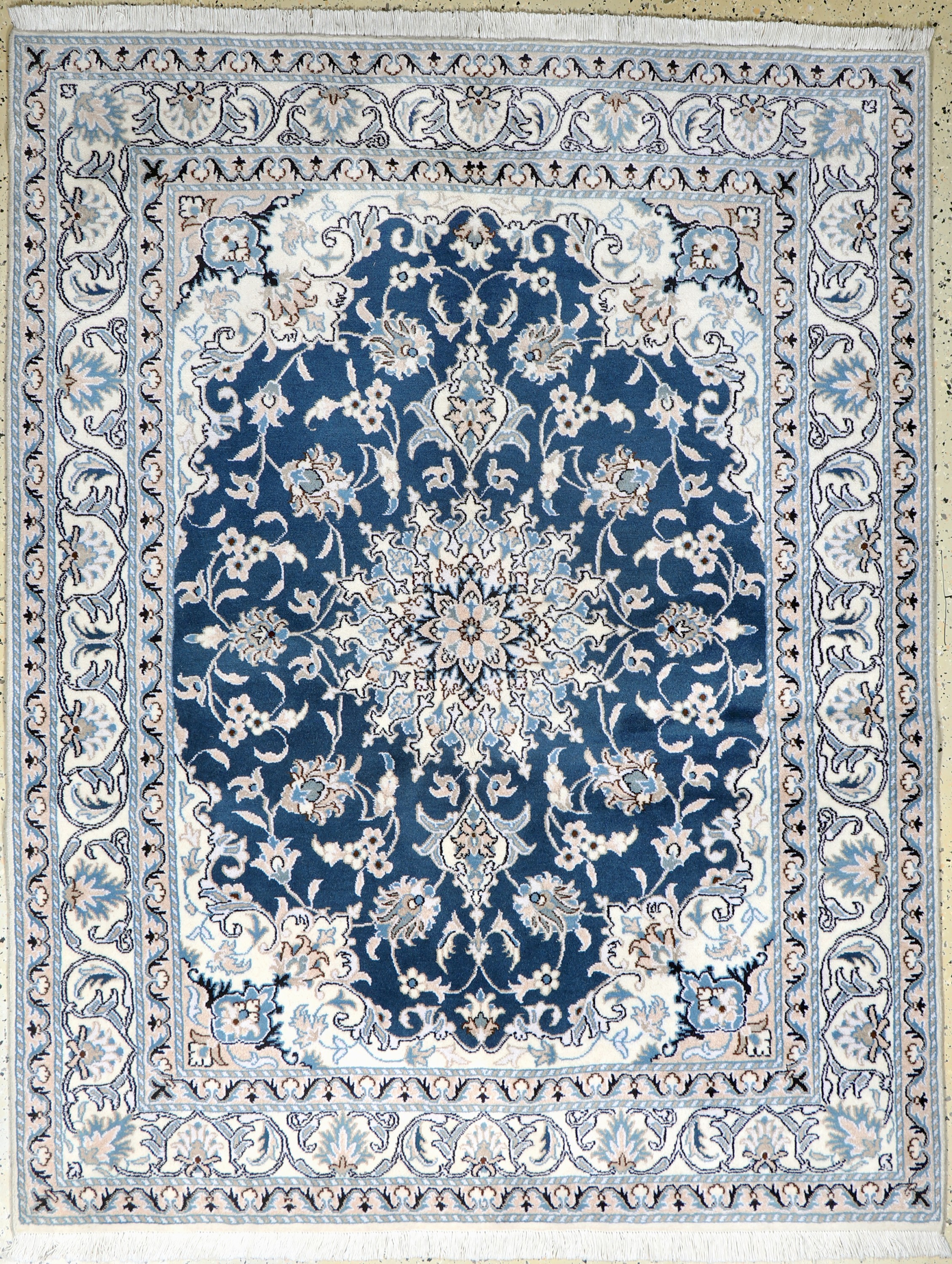 Image 27020042 - Nain, Persien, Neu, Wolle auf Baumwolle, ca. 195 x 152 cm Schätzpreis: 1150, - EUR