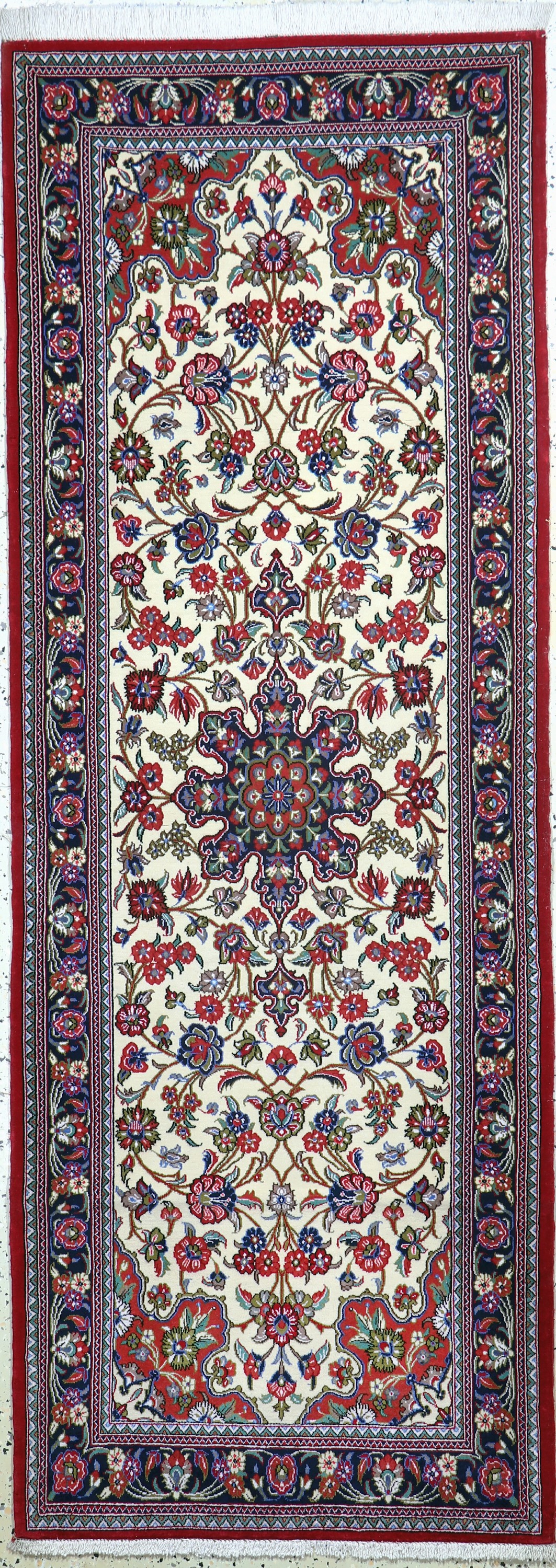 Image 27020147 - Ghom Kork, Persien, Neuwertig, Korkwolle, ca. 216 x 77 cm Schätzpreis: 890, - EUR