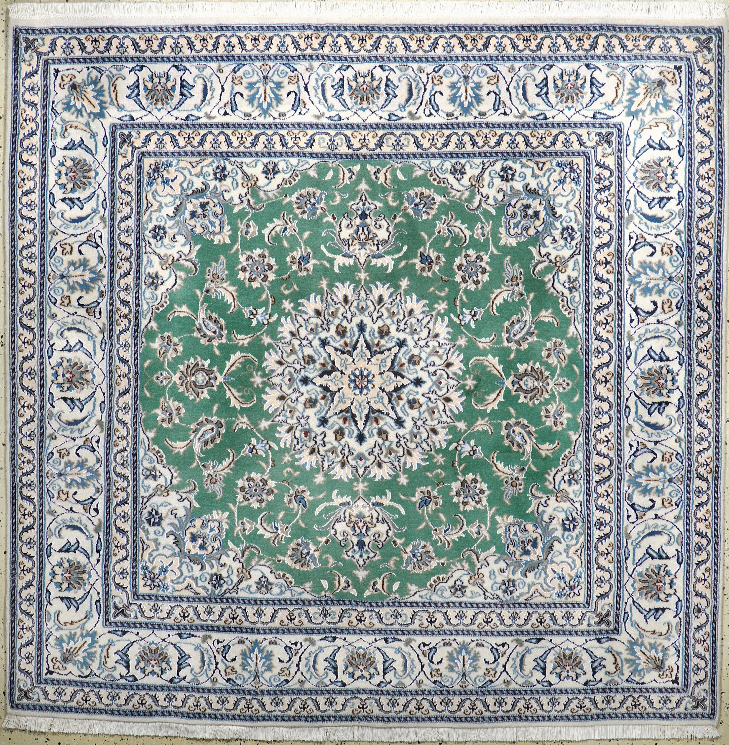 Image 27020174 - Nain, Persien, Neu, Wolle auf Baumwolle, ca. 196 x 194 cm Schätzpreis: 1550, - EUR
