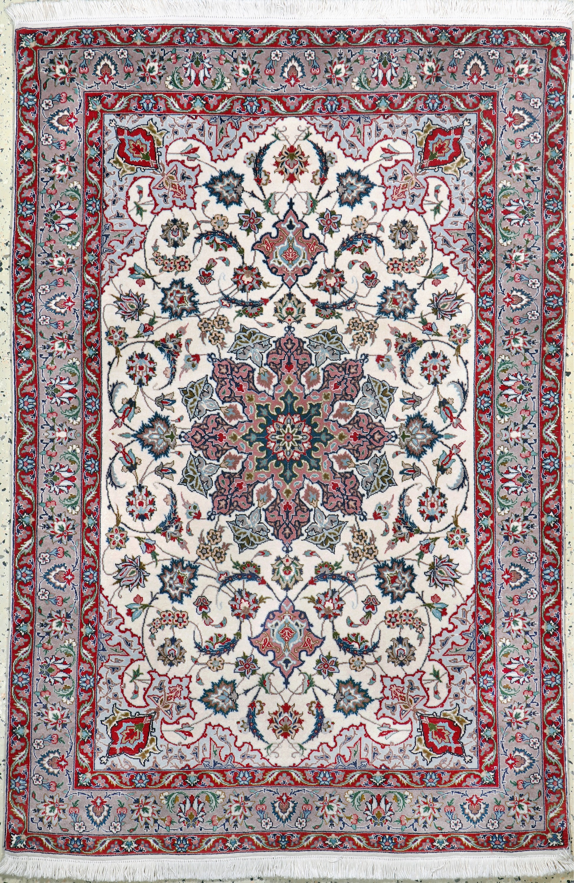 Täbriz fein(50 Raj), Persien, Ende 20.Jhd Korkwolle mit Seide, ca. 155 x 105 cm, ca. 500.000 Kn/qm, EHZ: 2