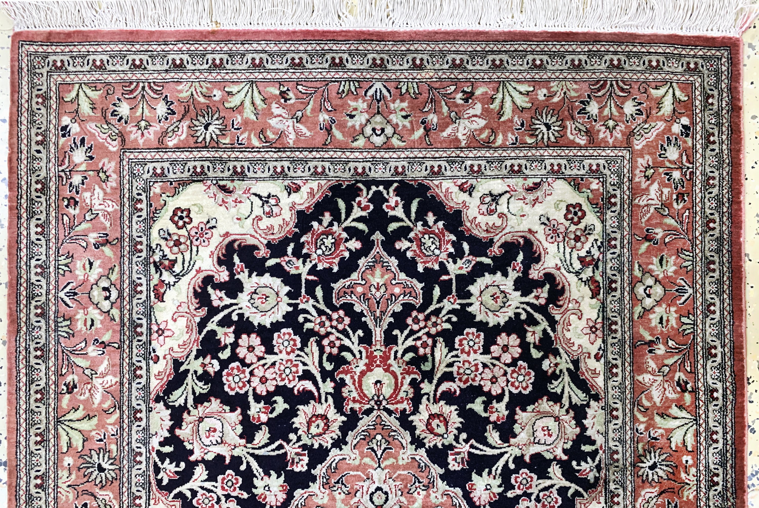 Detail a: Ghom Seide, Persien, Ende 20.Jhd, reine Naturseide, ca. 125 x 80 cm, EHZ: 2