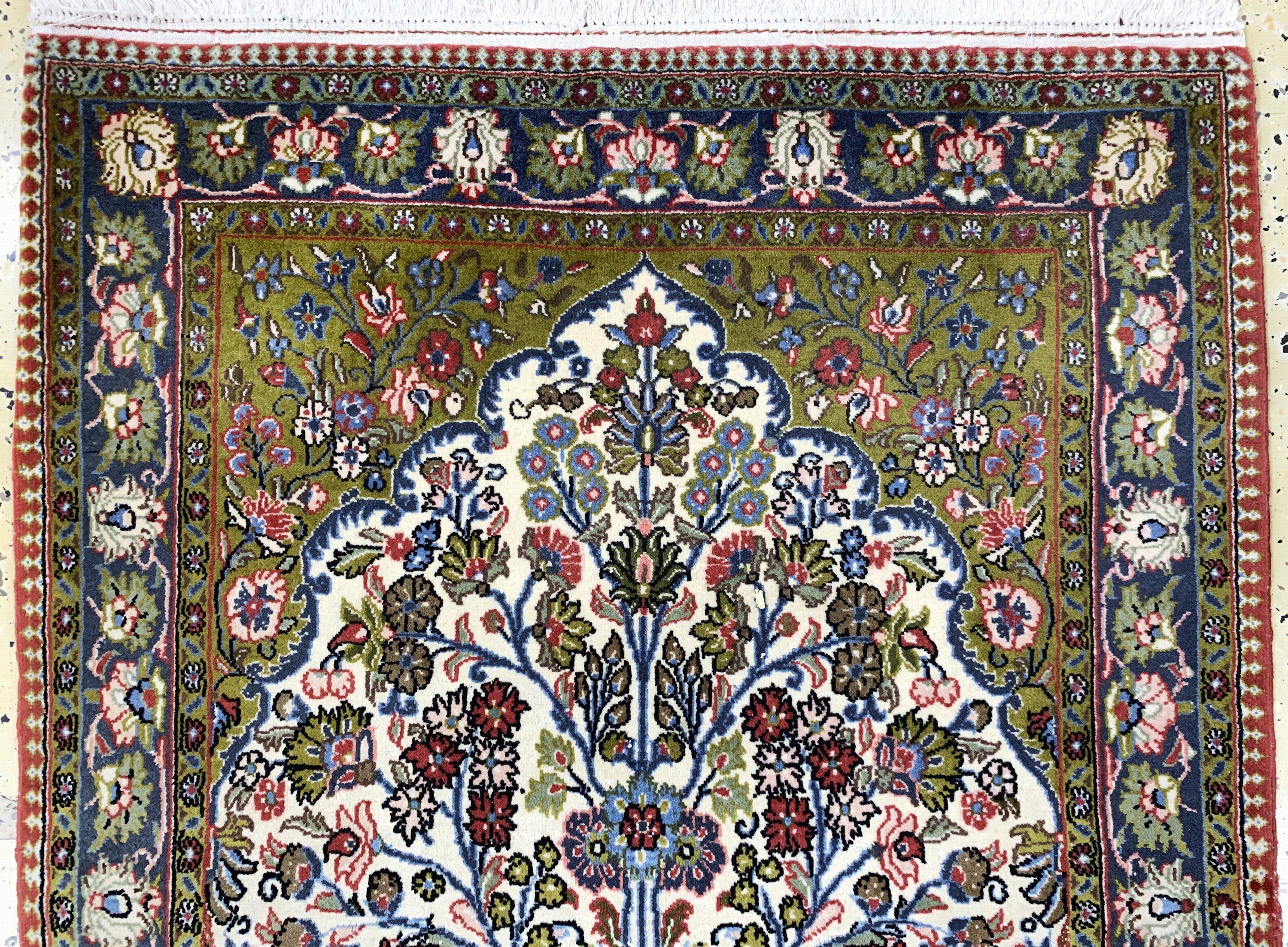 Detail a: 2 Lots Ghom Kork, Persien, Ende 20.Jhd, Korkwolle, ca. 133 x 90 cm, EHZ: 2