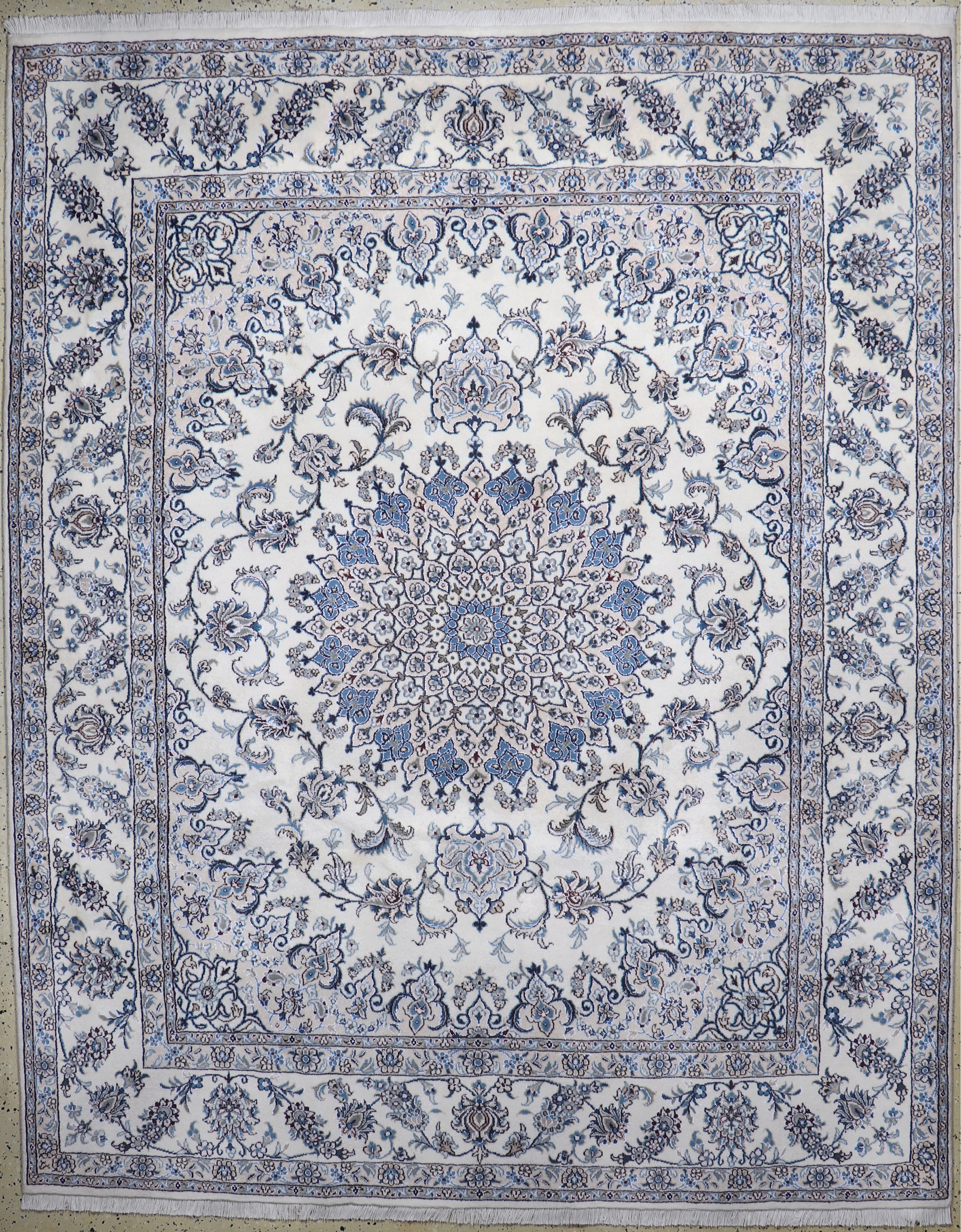 Image 27020199 - Nain, Persien, Neu, Wolle auf Baumwolle, ca. 305 x 244 cm Schätzpreis: 3900, - EUR