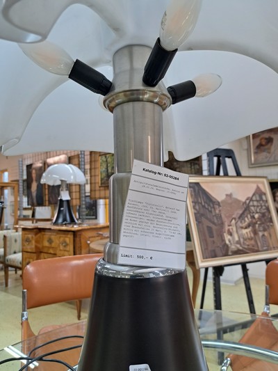 27020182f - Tischlampe ´Pipistrello´, Entwurf Gae Aulenti, 1966, Fa. Martinelli Luce, Ausführung ...