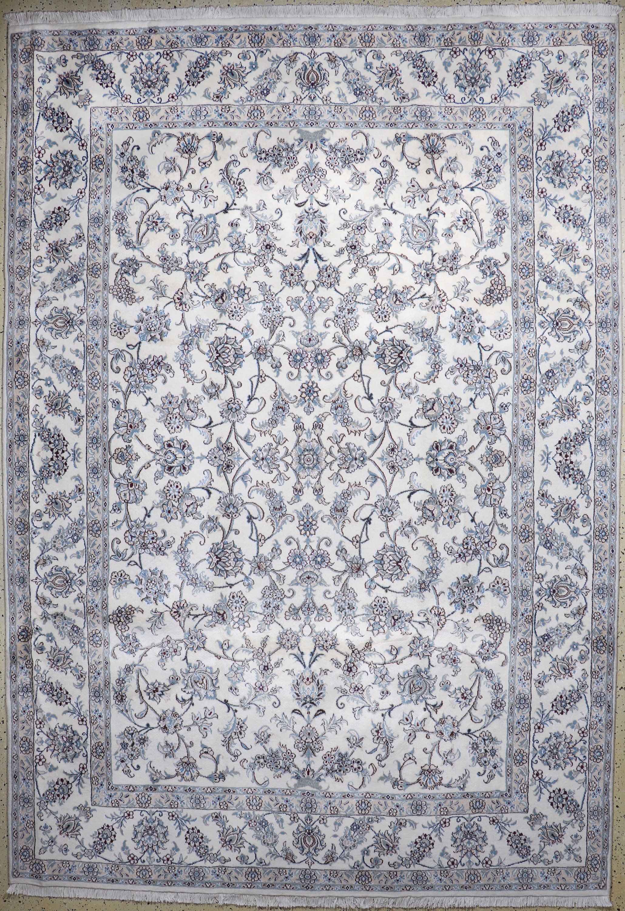 Image 27020204 - Nain, Persien, Neu, Wolle auf Baumwolle, ca. 350 x 243 cm Schätzpreis: 4400, - EUR