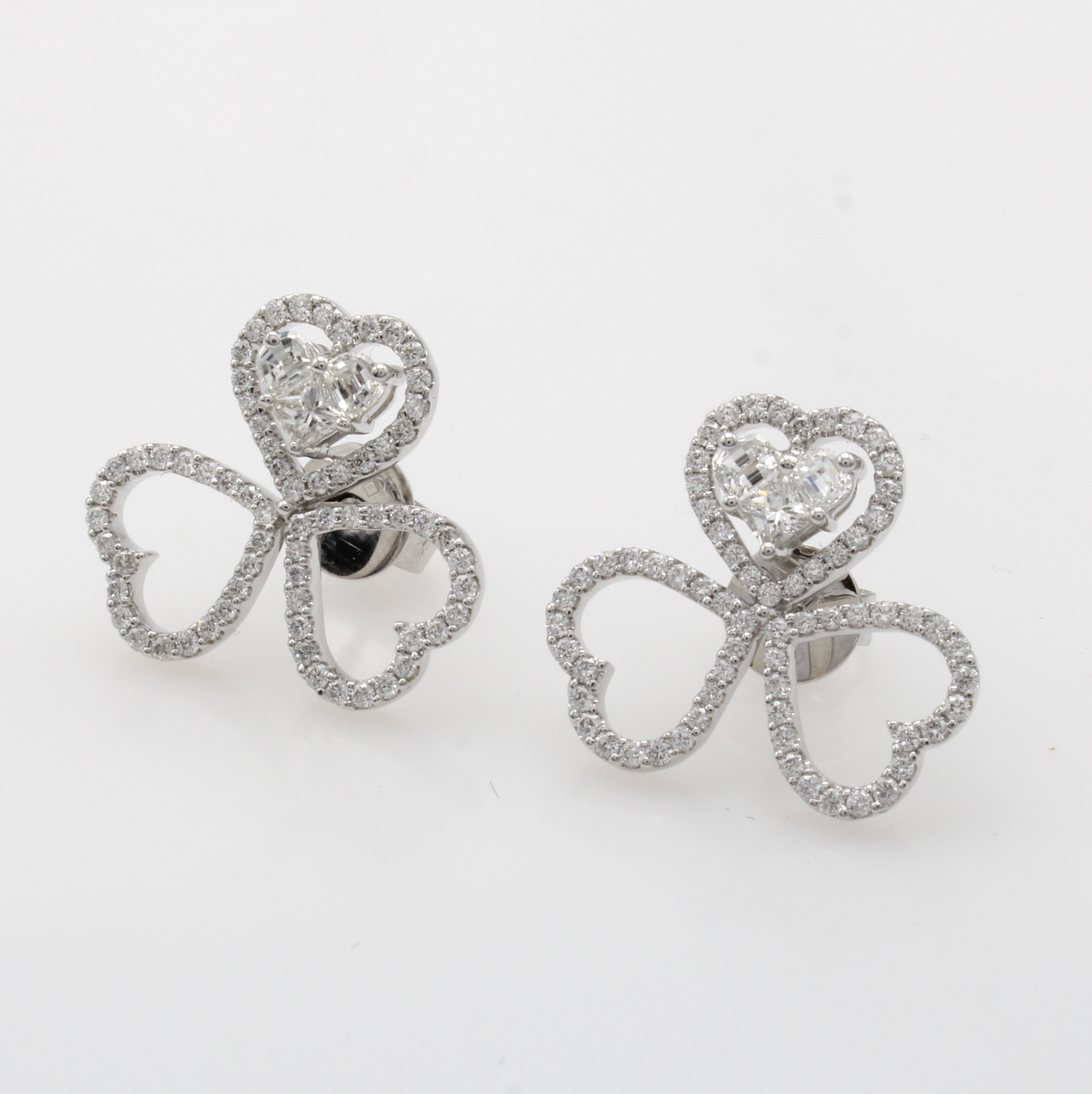 Image 27020329 - Paar Ohrstecker mit Diamanten und Brillanten ´invisible setting´, WG 750/000, Diam. u. ...