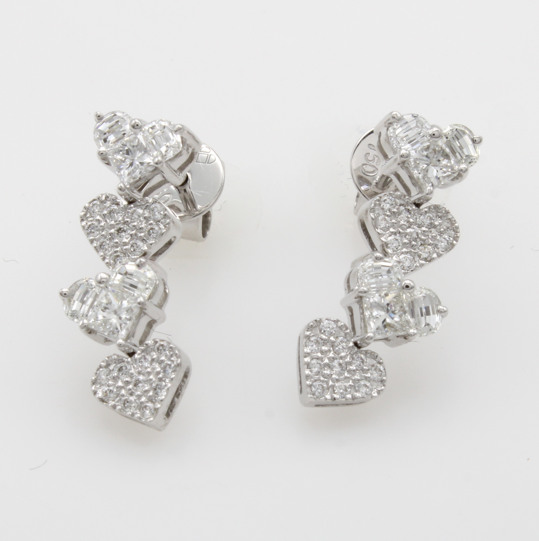 Image 27020400 - Paar Ohrstecker mit Diamanten und Brillanten ´invisible setting´, WG 750/000, Diam. u. ...