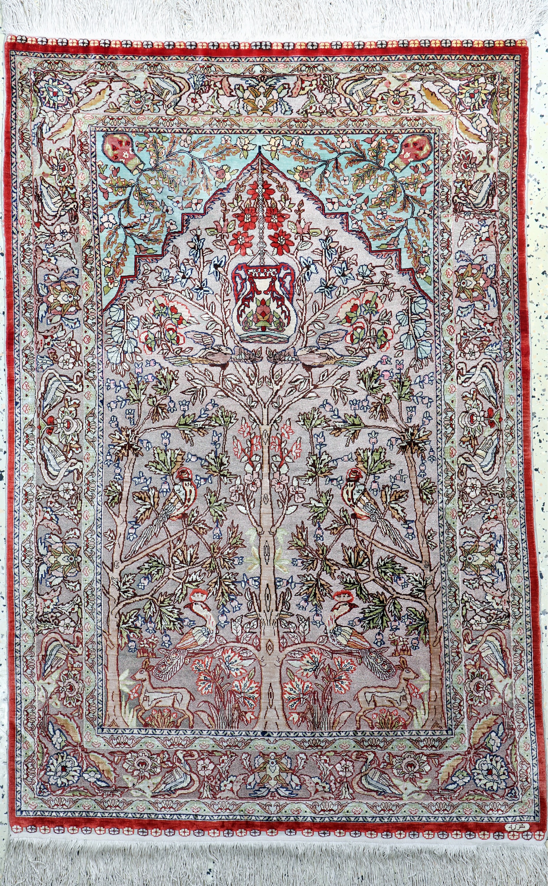 Image 27020539 - Hereke Seide fein signiert, Türkei, Ende 20.Jhd, reine Naturseide´Metallbroschiert´, ...